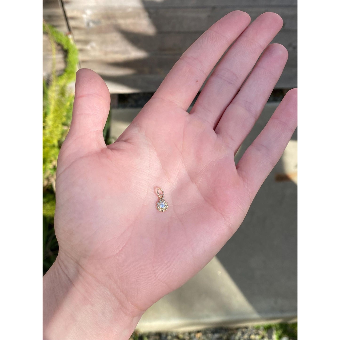 Vintage Solid 10k Yellow Gold Cubic Zirconia Flower Charm