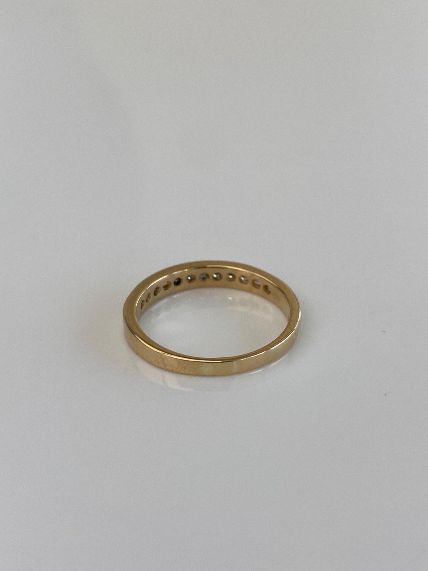 Vintage Solid 14k Yellow Gold Diamond Ring Band - Size 6.75
