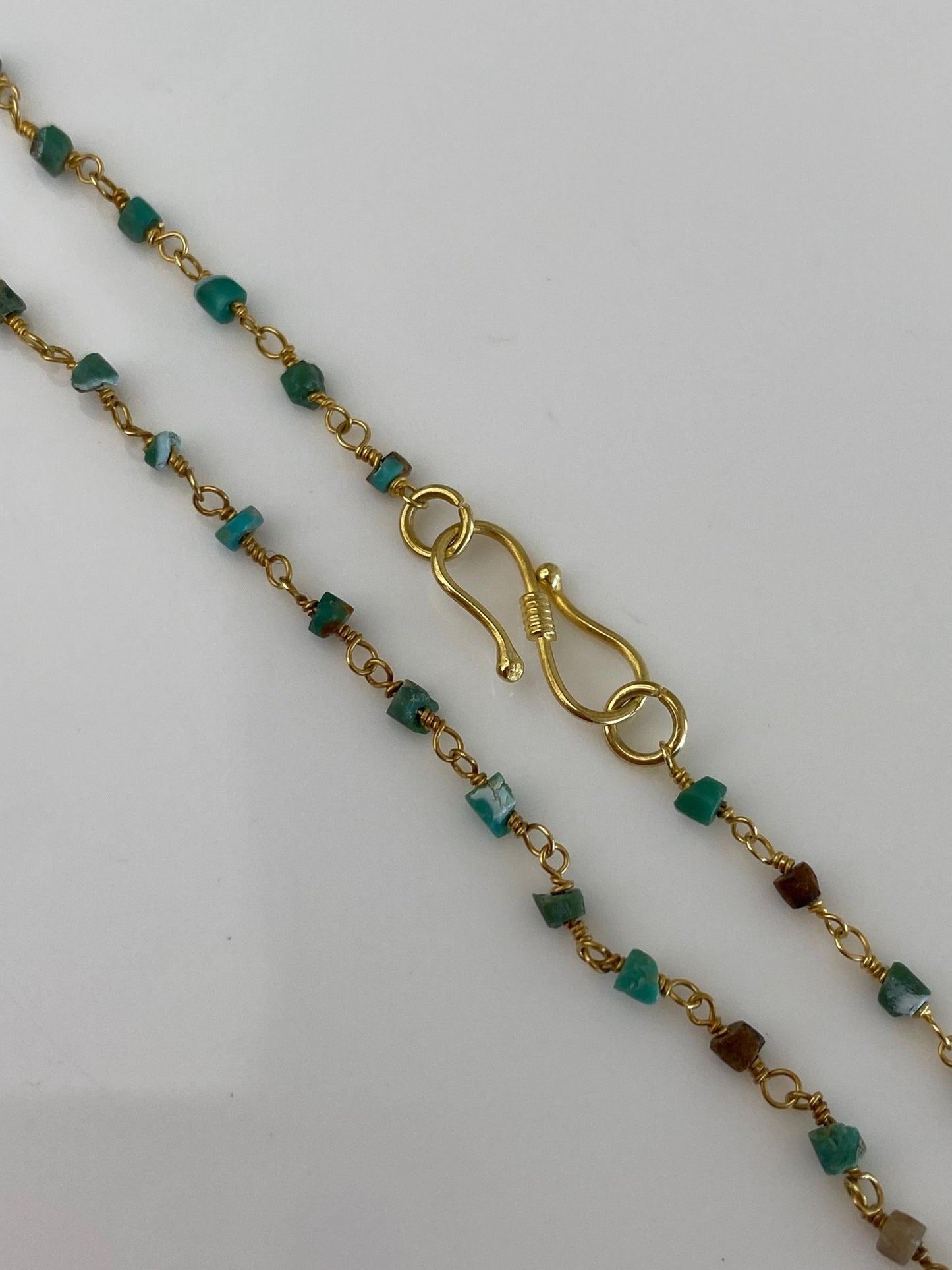 Vintage Solid 18k Yellow Gold Wire Wrapped Turquoise Bead Necklace - 16 inches