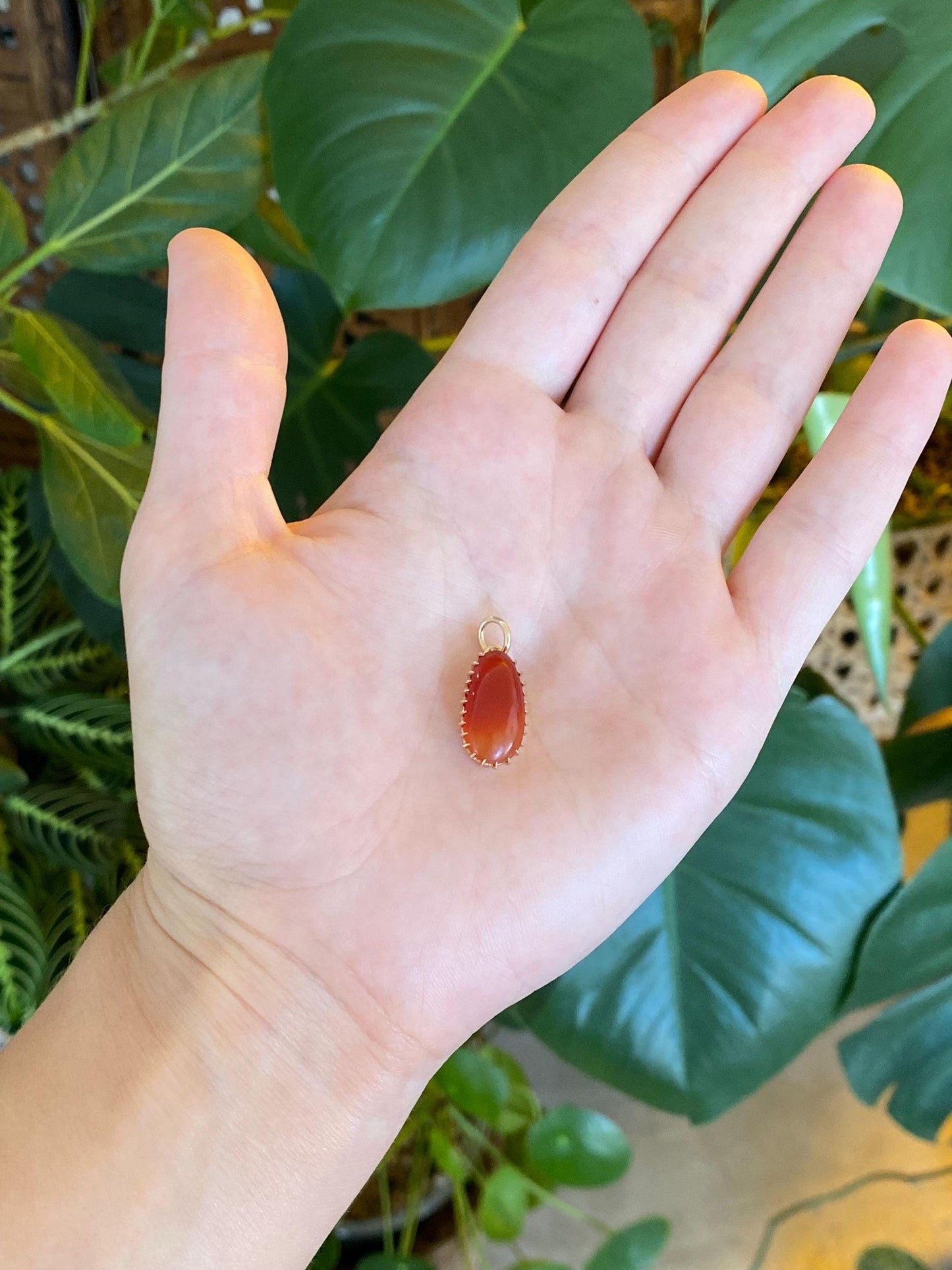 Vintage Solid 10k Yellow Gold Carnelian Charm