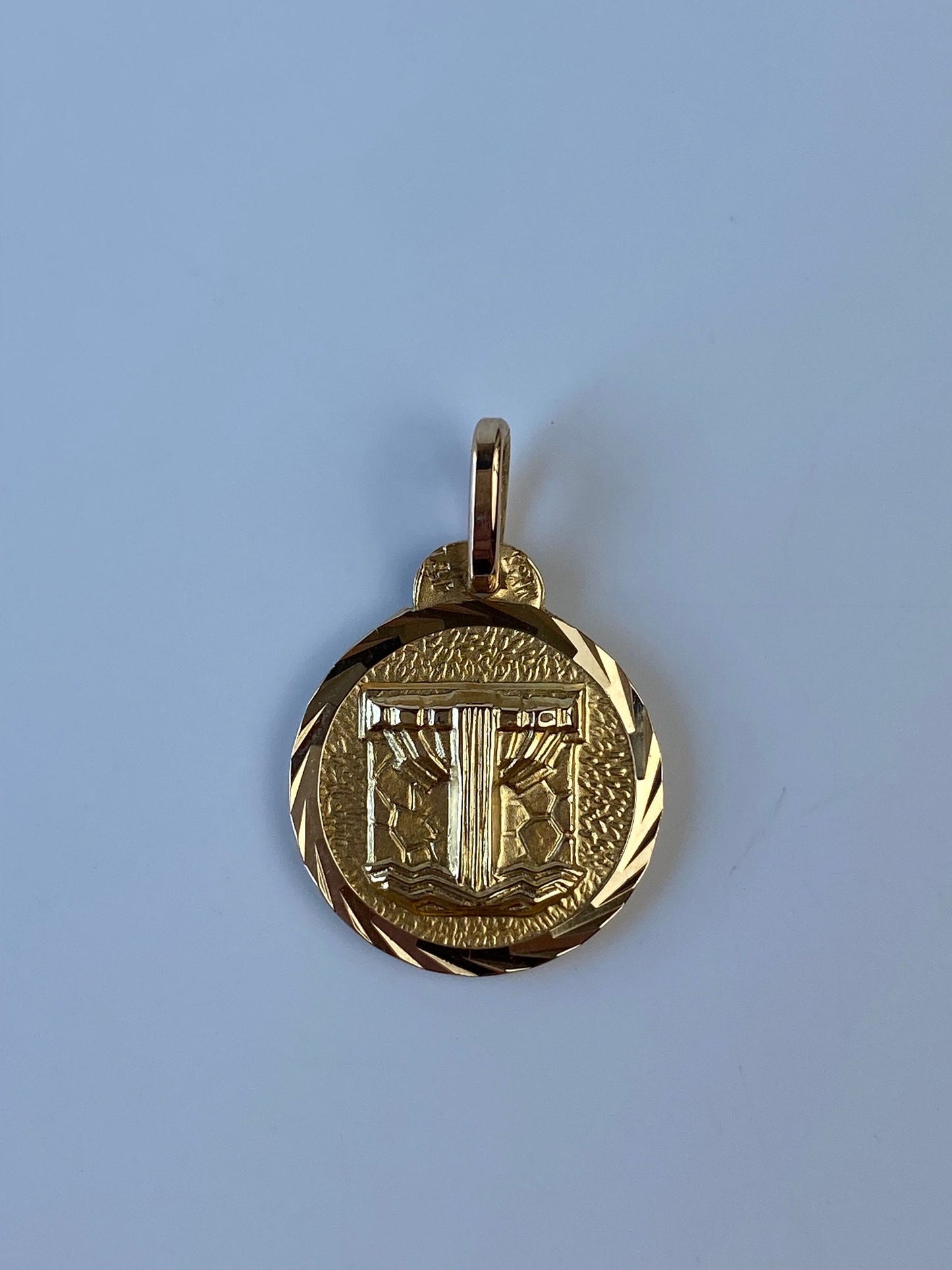 Vintage Solid 14k Yellow Gold Aquarius Zodiac Charm