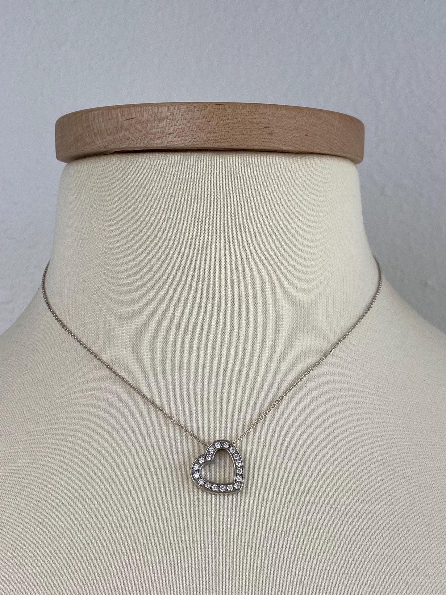 Vintage Solid 14k White Gold Diamond Heart Rolo Chain Necklace - 16 inches