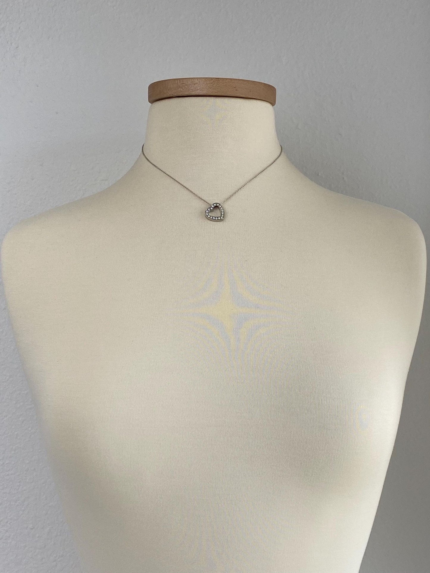 Vintage Solid 14k White Gold Diamond Heart Rolo Chain Necklace - 16 inches