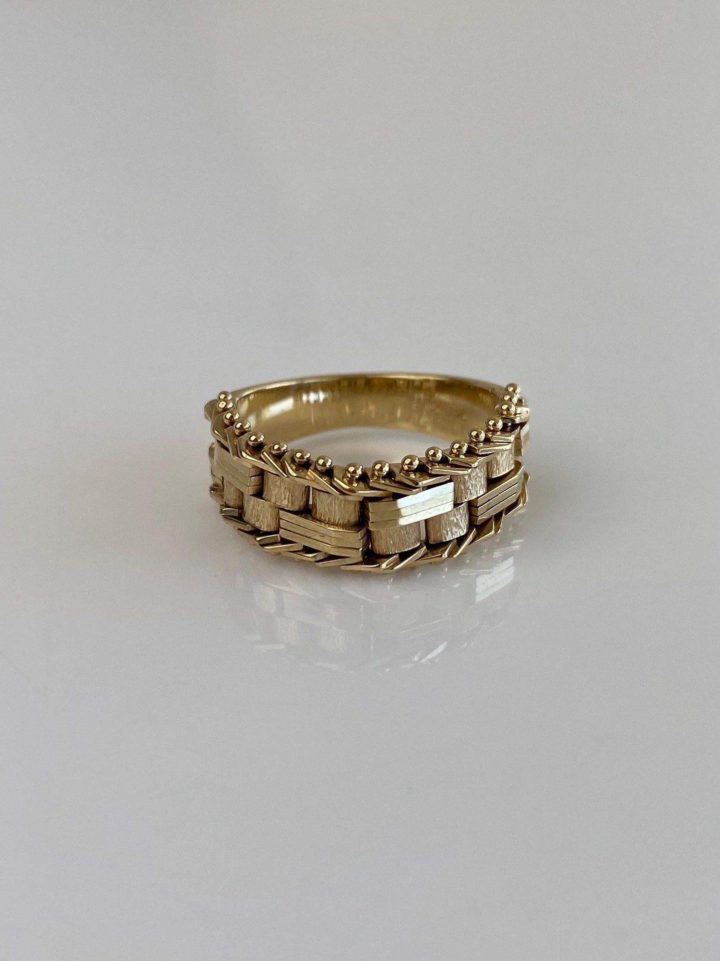 Vintage Solid 14k Yellow Gold Chain Mesh Ring Band - Size 5.75