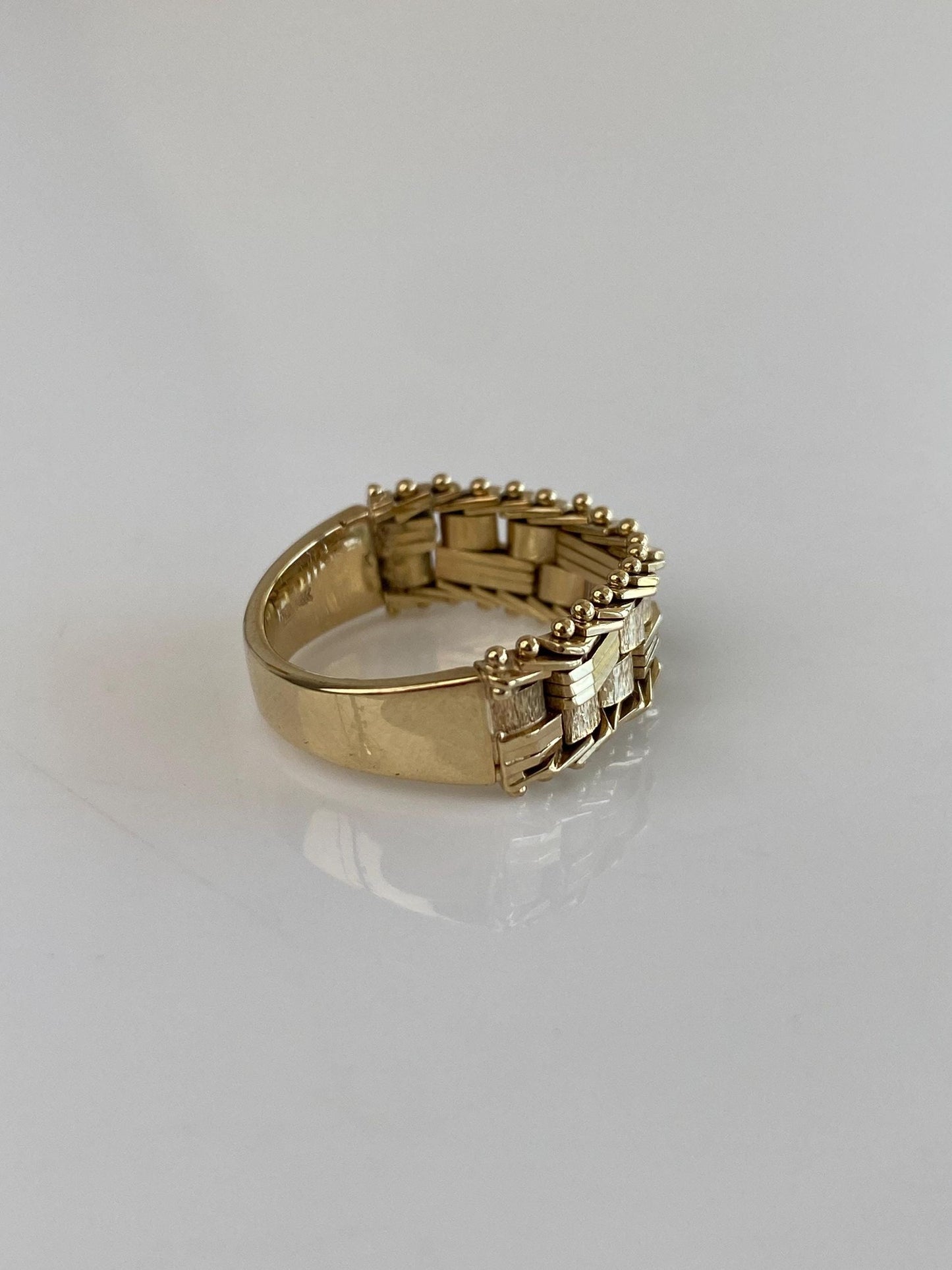 Vintage Solid 14k Yellow Gold Chain Mesh Ring Band - Size 5.75