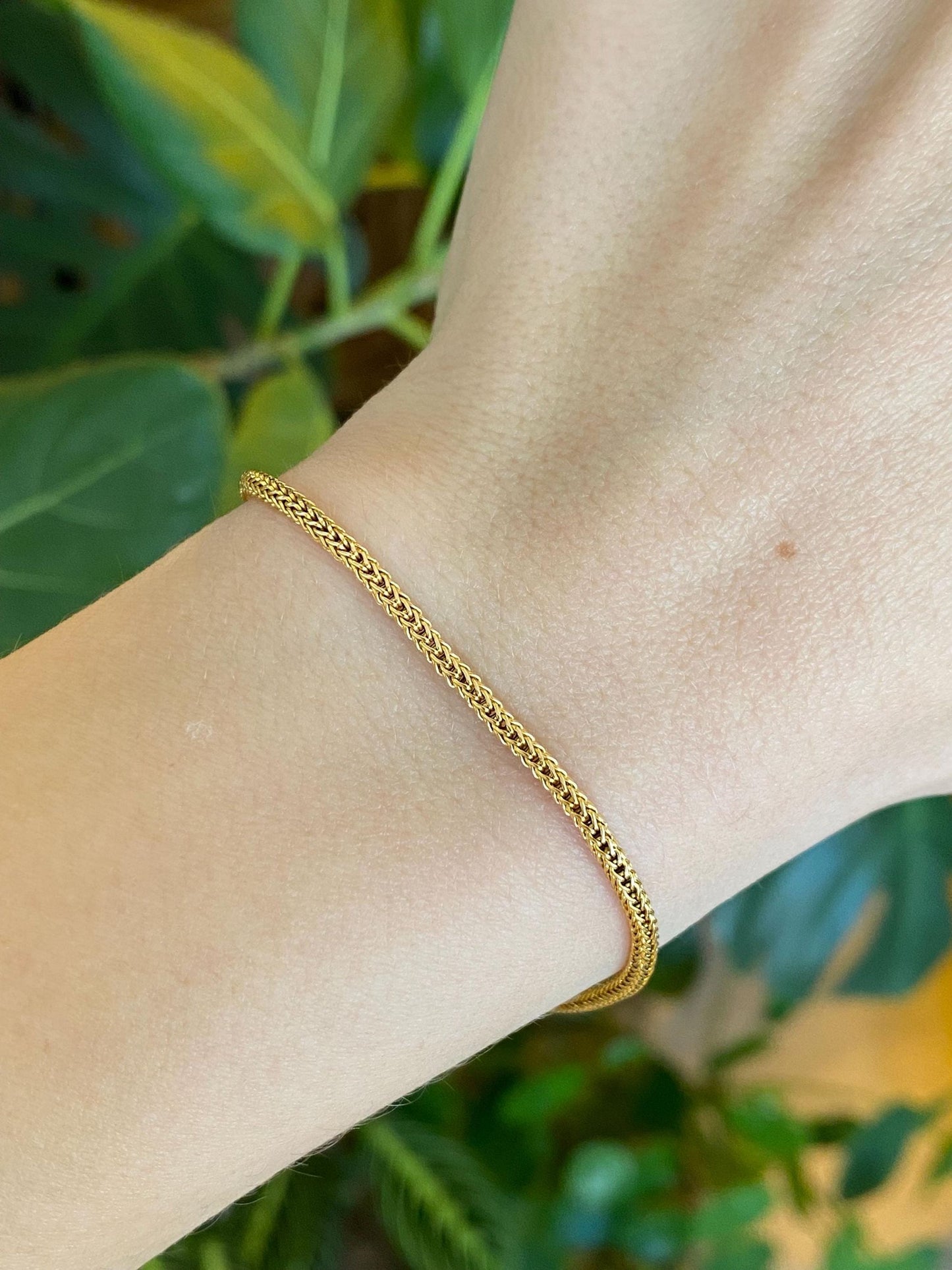 Solid 12k Yellow Gold Rounded Wheat Fancy Chain Bracelet - 7 inches