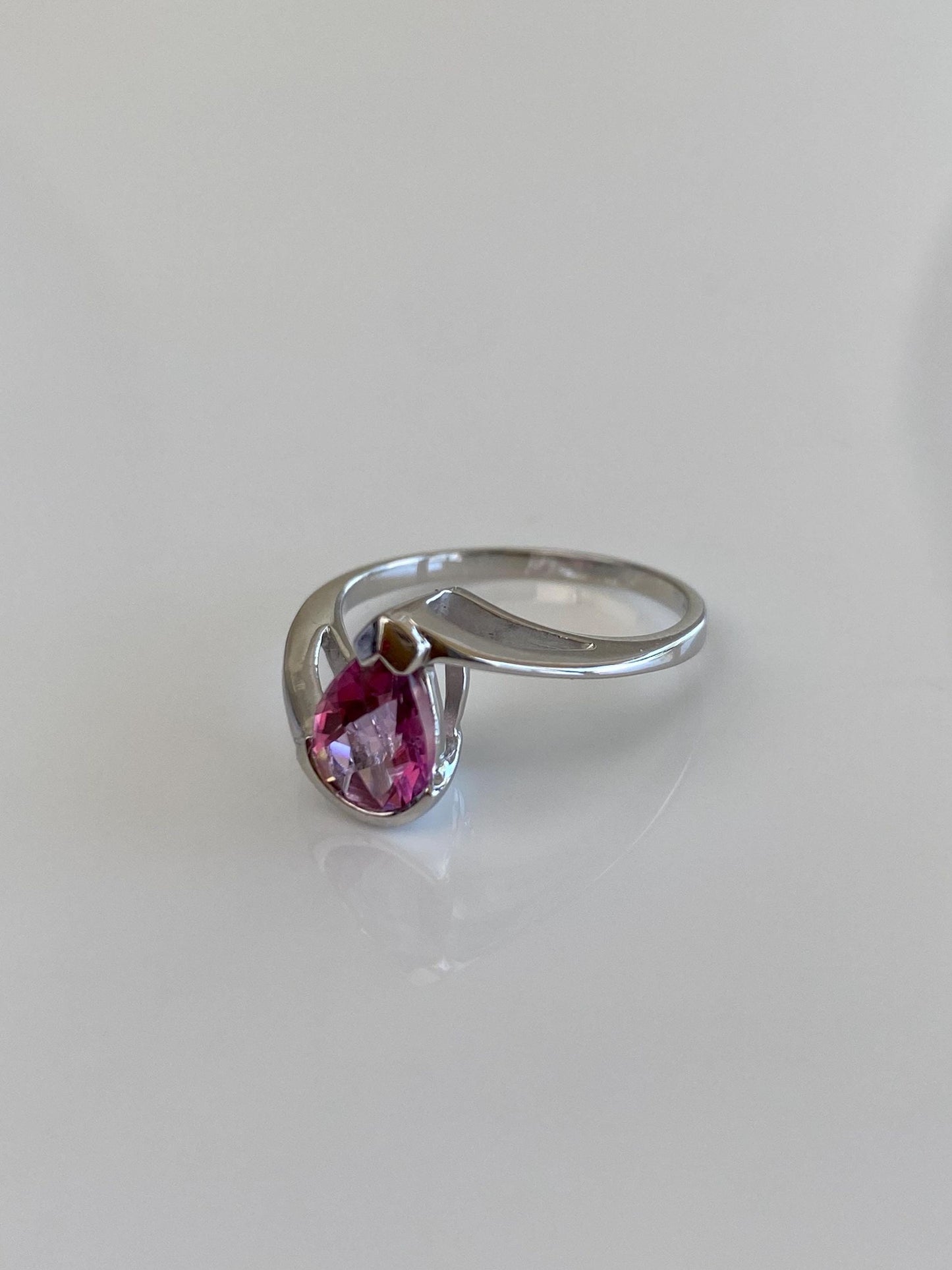Vintage Solid 14k White Gold Rose Cut Pink Sapphire Teardrop Ring - Size 6.25