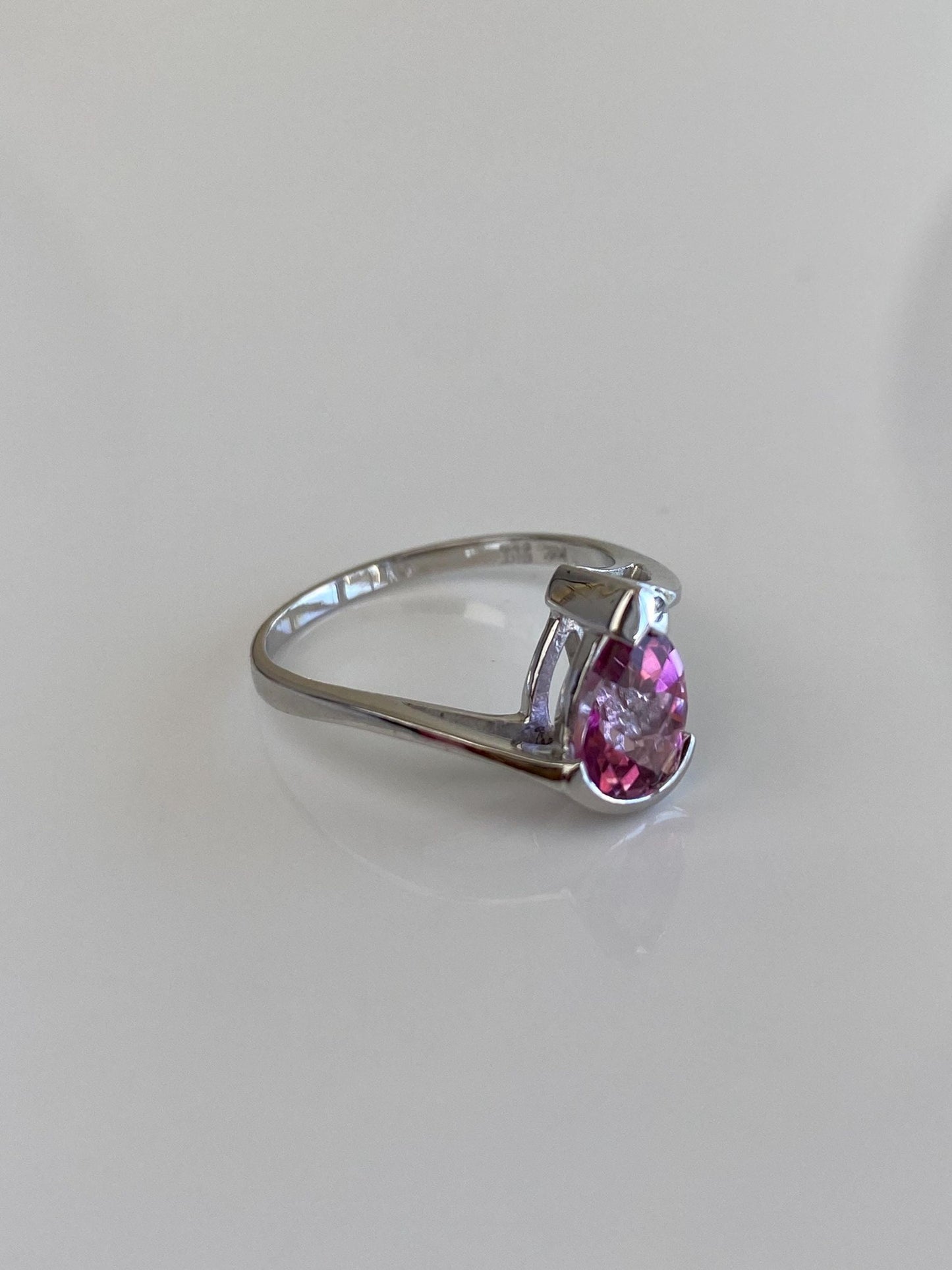 Vintage Solid 14k White Gold Rose Cut Pink Sapphire Teardrop Ring - Size 6.25