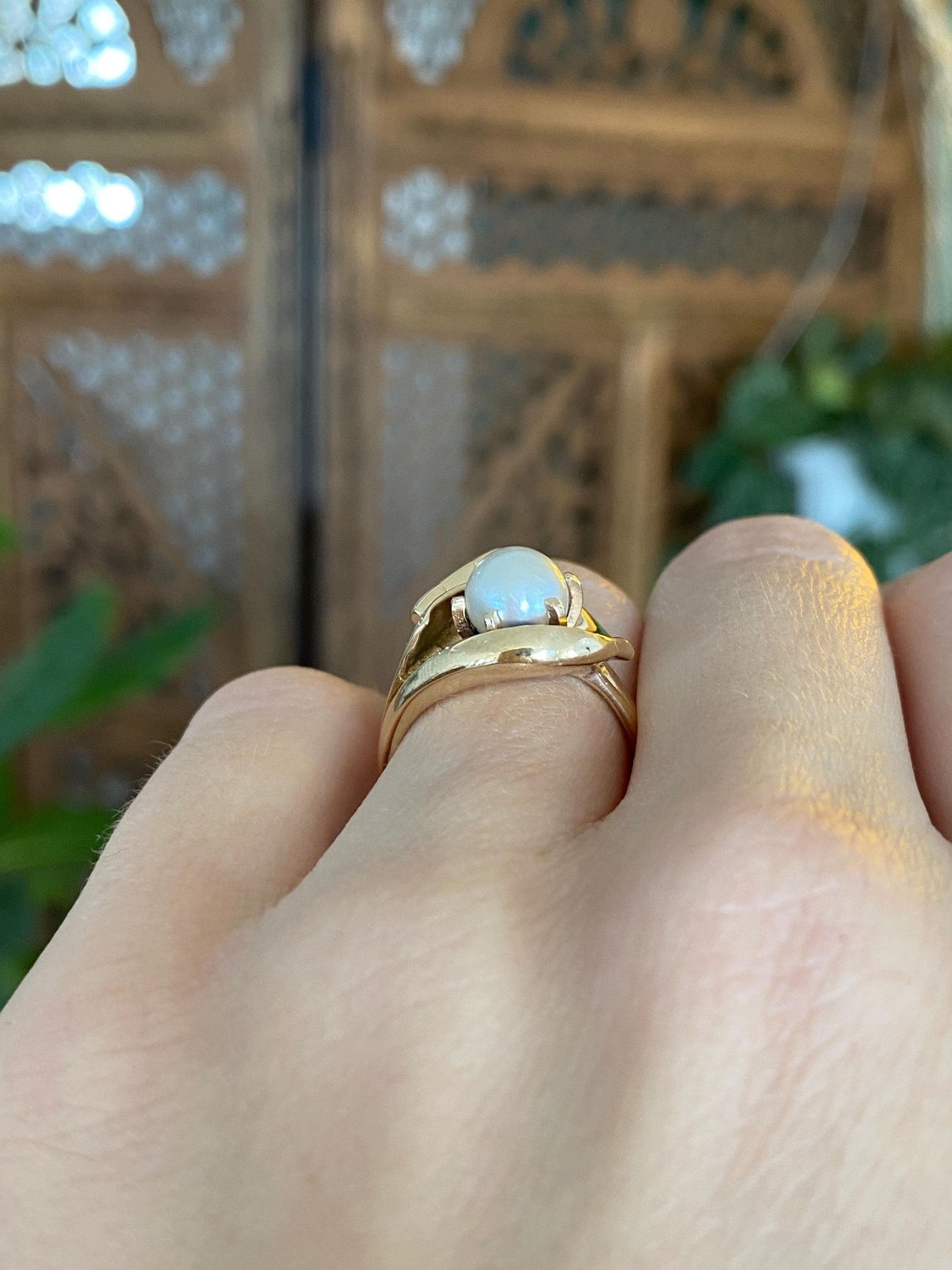 Vintage Solid 14k Yellow Gold Pearl Ring - Size 5.5