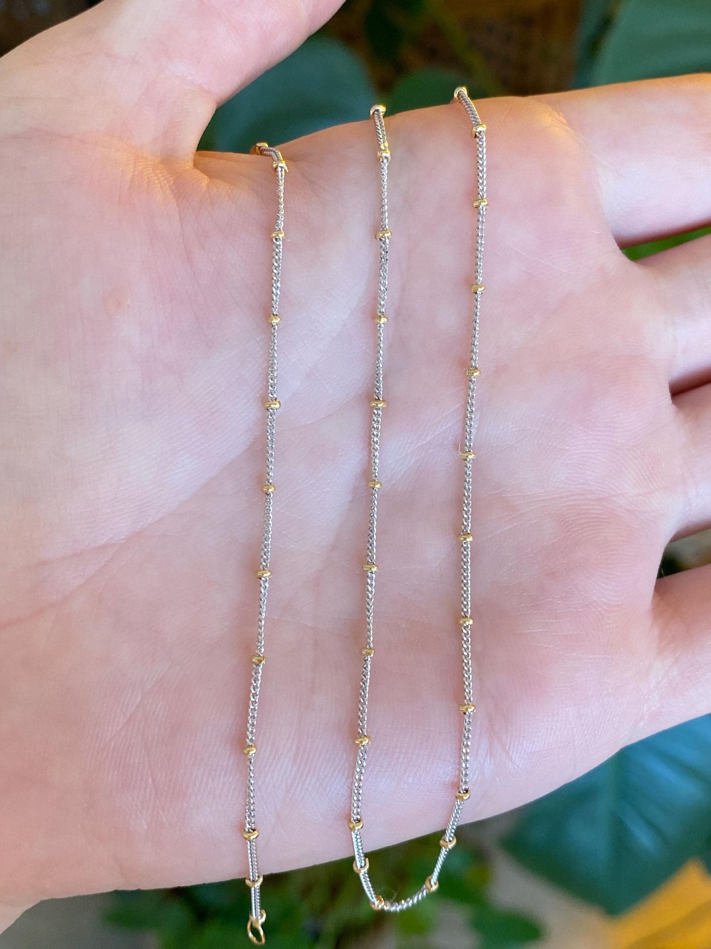 Vintage 18k White & Yellow Gold Ball Bead Tight Curb Chain Necklace - 17.75 inches