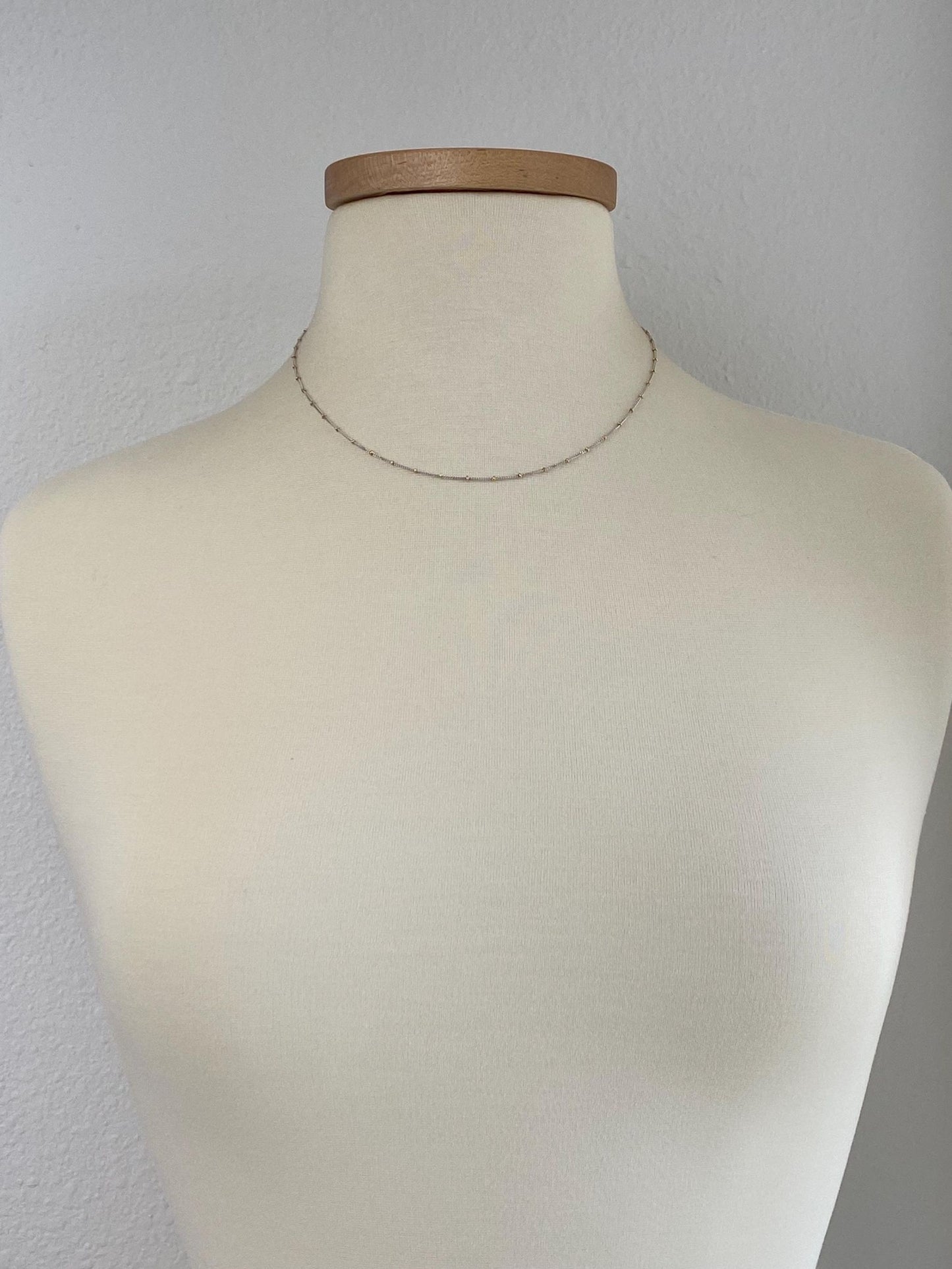 Vintage 18k White & Yellow Gold Ball Bead Tight Curb Chain Necklace - 17.75 inches