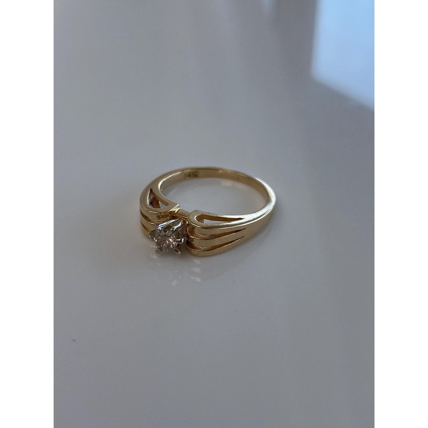 Vintage Solid 14k Yellow Gold Diamond Ring - Size 6.25