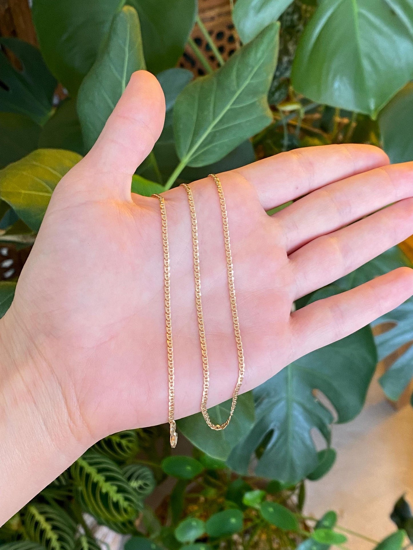 Vintage Solid 14k Yellow Gold Slim Mariner Link Chain Necklace - 20.25 inches