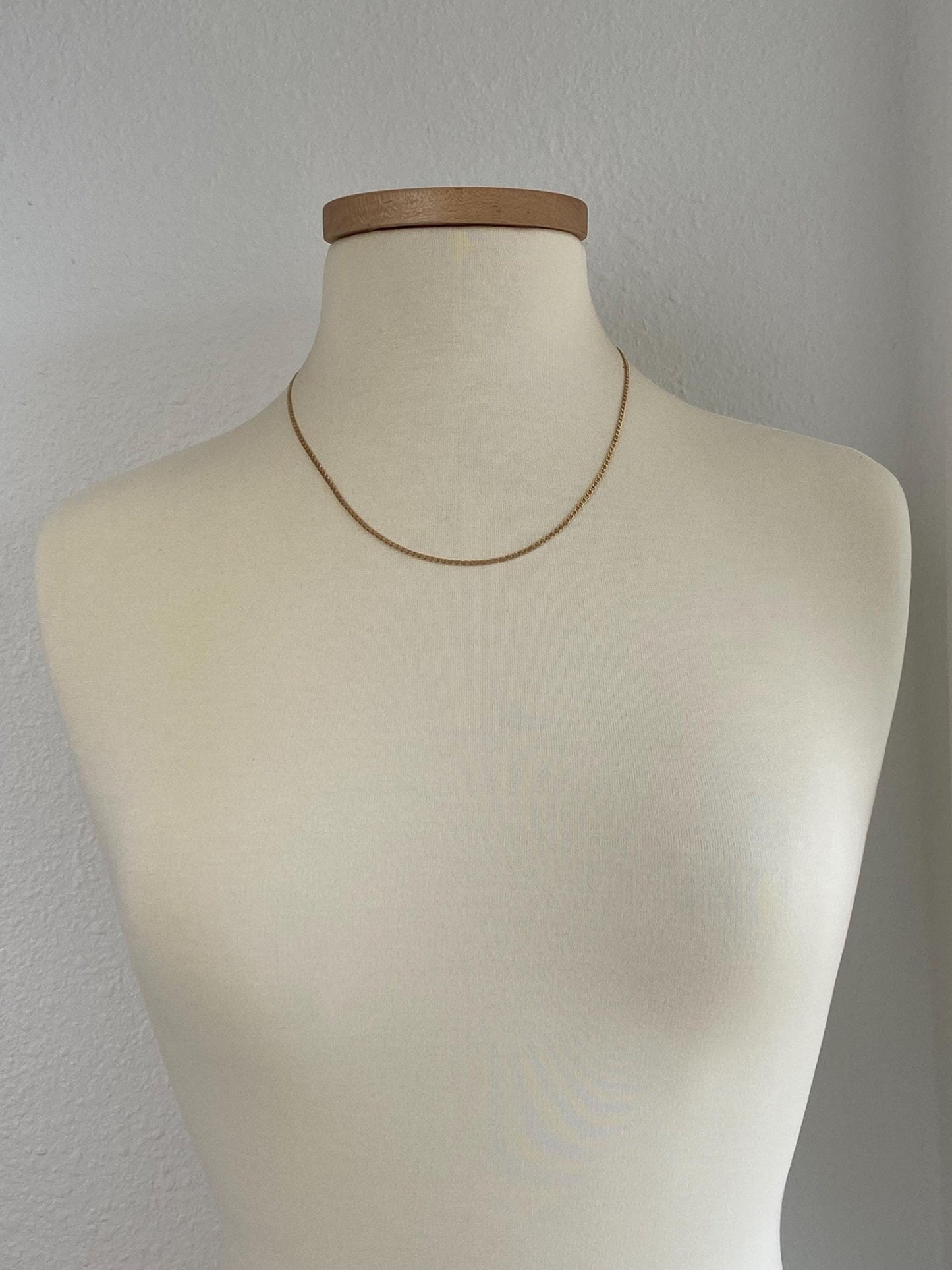 Vintage Solid 14k Yellow Gold Slim Mariner Link Chain Necklace - 20.25 inches
