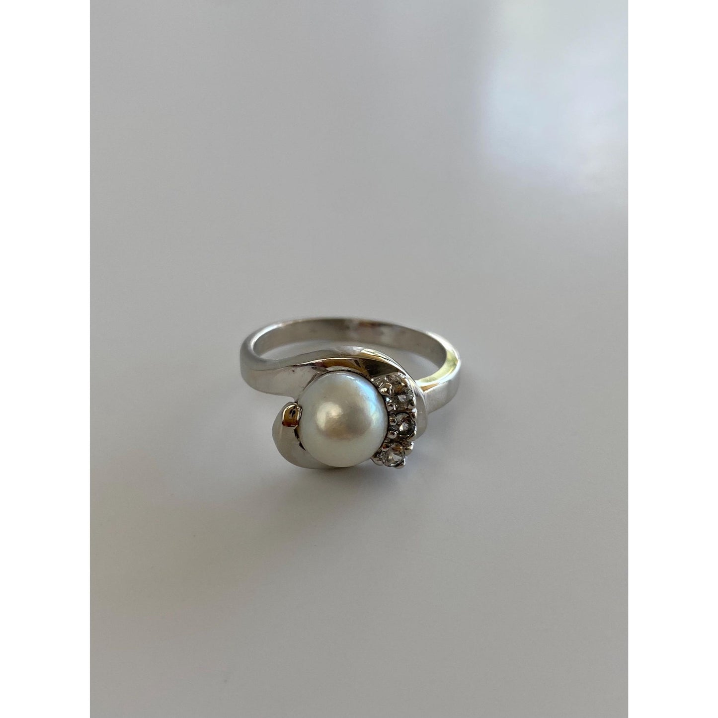 Vintage Solid 14k White Gold Pearl Clear Quartz Ring - Size 6