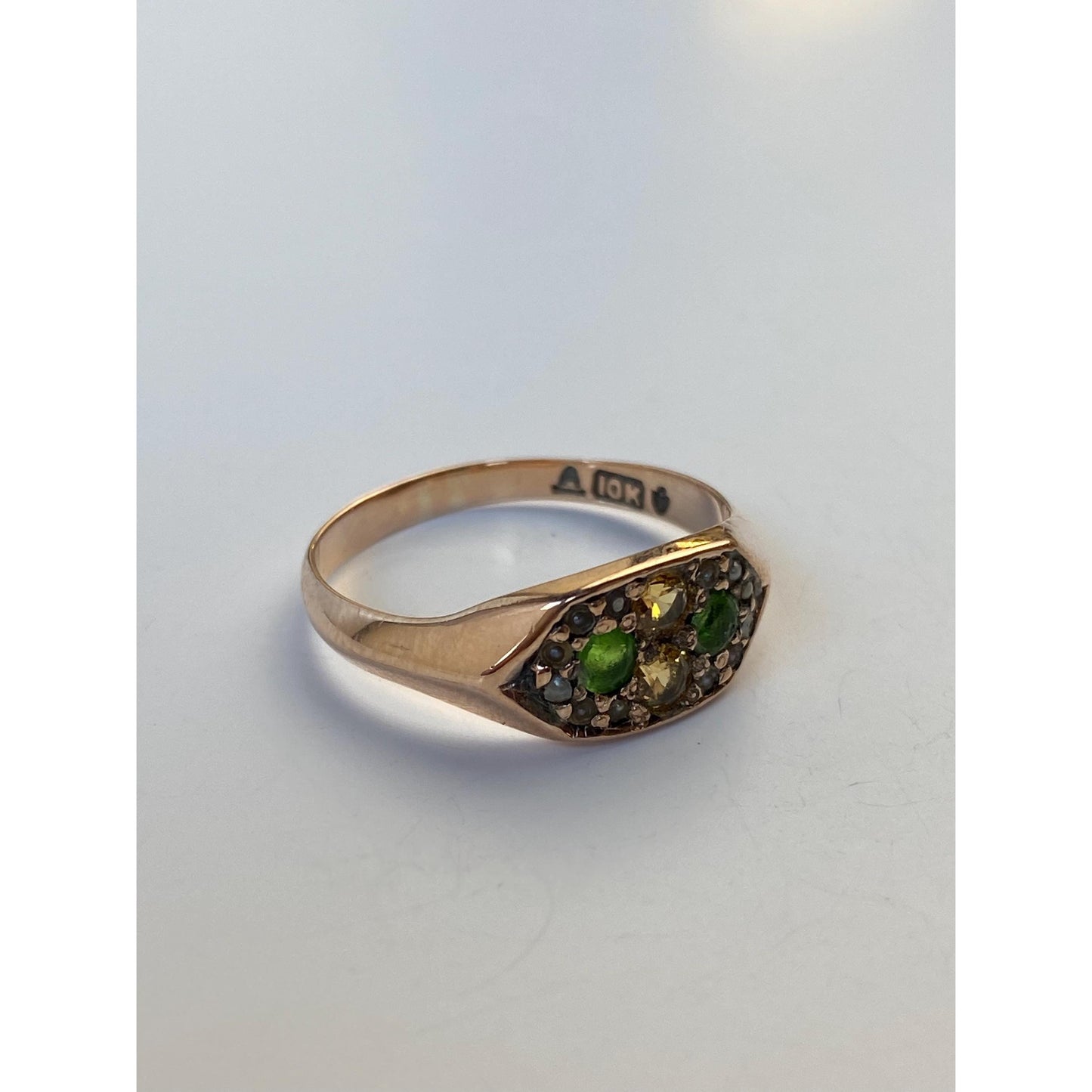 Vintage Solid 8k Rosey Gold Yellow Sapphire Green Cubic Zirconia Ring - Size 7