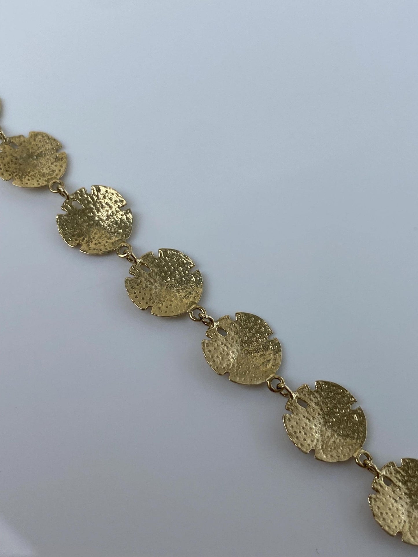Vintage Solid 14k Yellow Gold Sand Dollar Link Bracelet - 7.25 inches