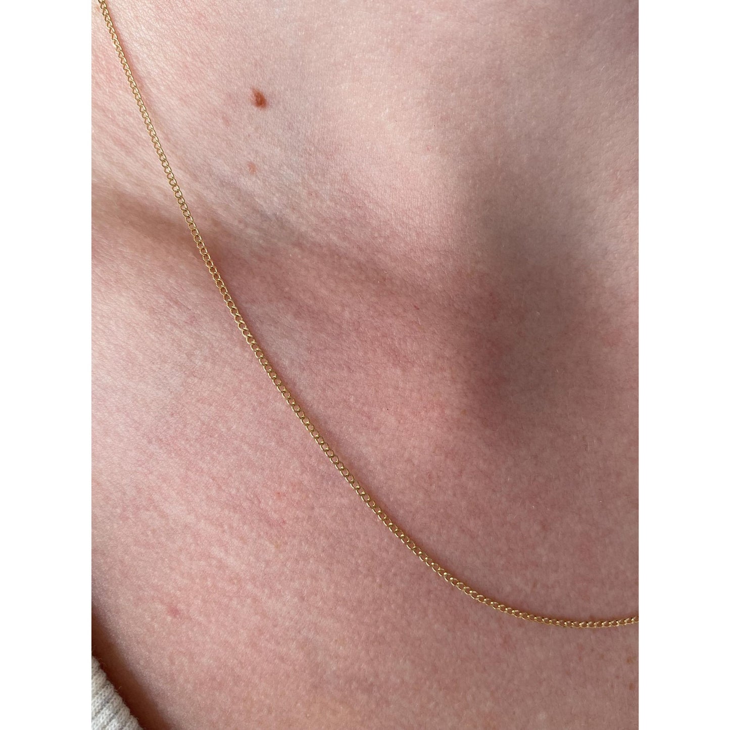 Vintage Solid 14k Yellow Gold Dainty Curb Chain Necklace - 18.25 inches