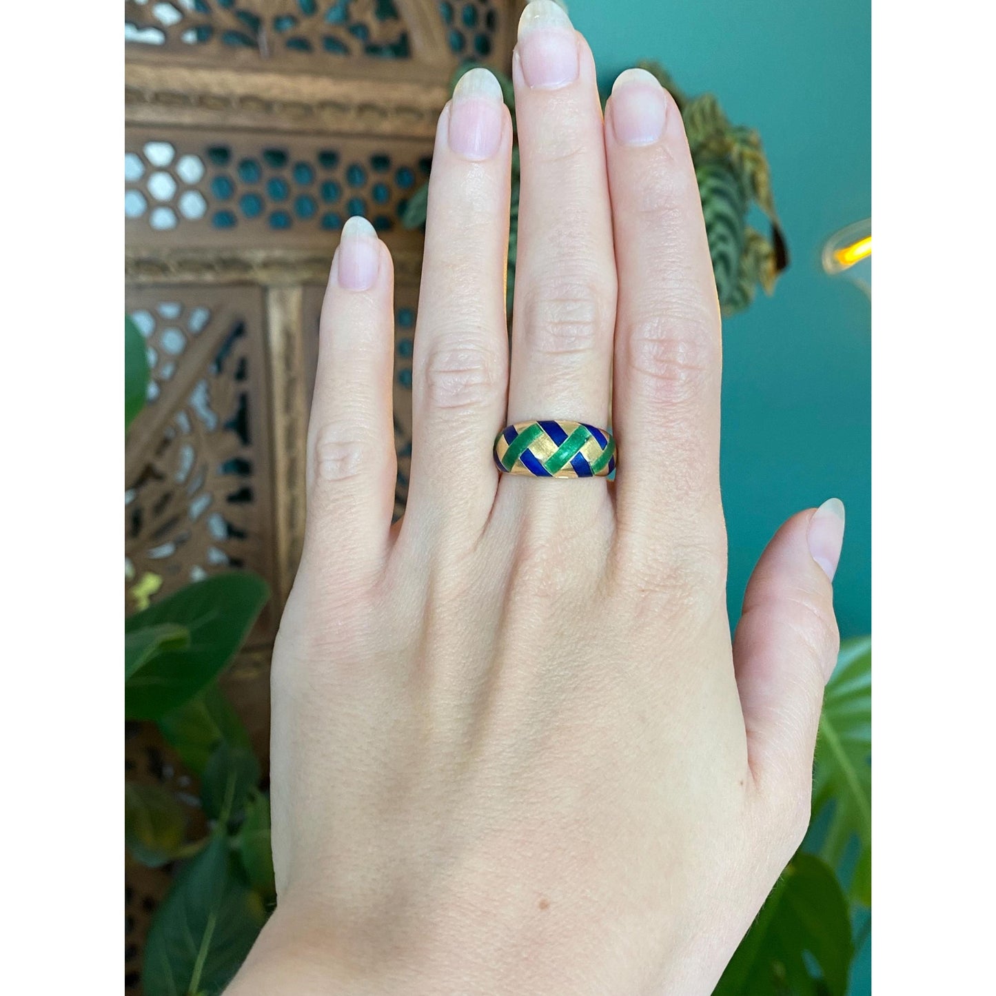 Vintage Solid 18k Yellow Gold Enamel Ring Band - Size 7