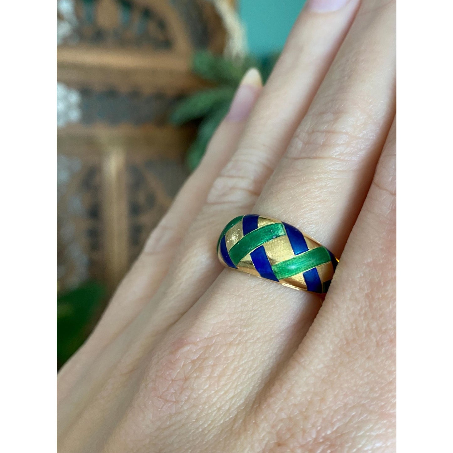 Vintage Solid 18k Yellow Gold Enamel Ring Band - Size 7