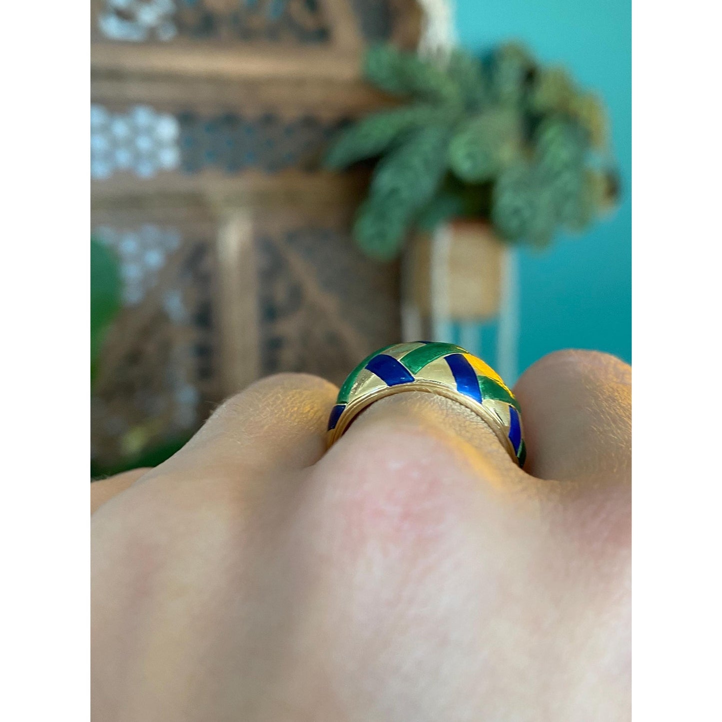 Vintage Solid 18k Yellow Gold Enamel Ring Band - Size 7