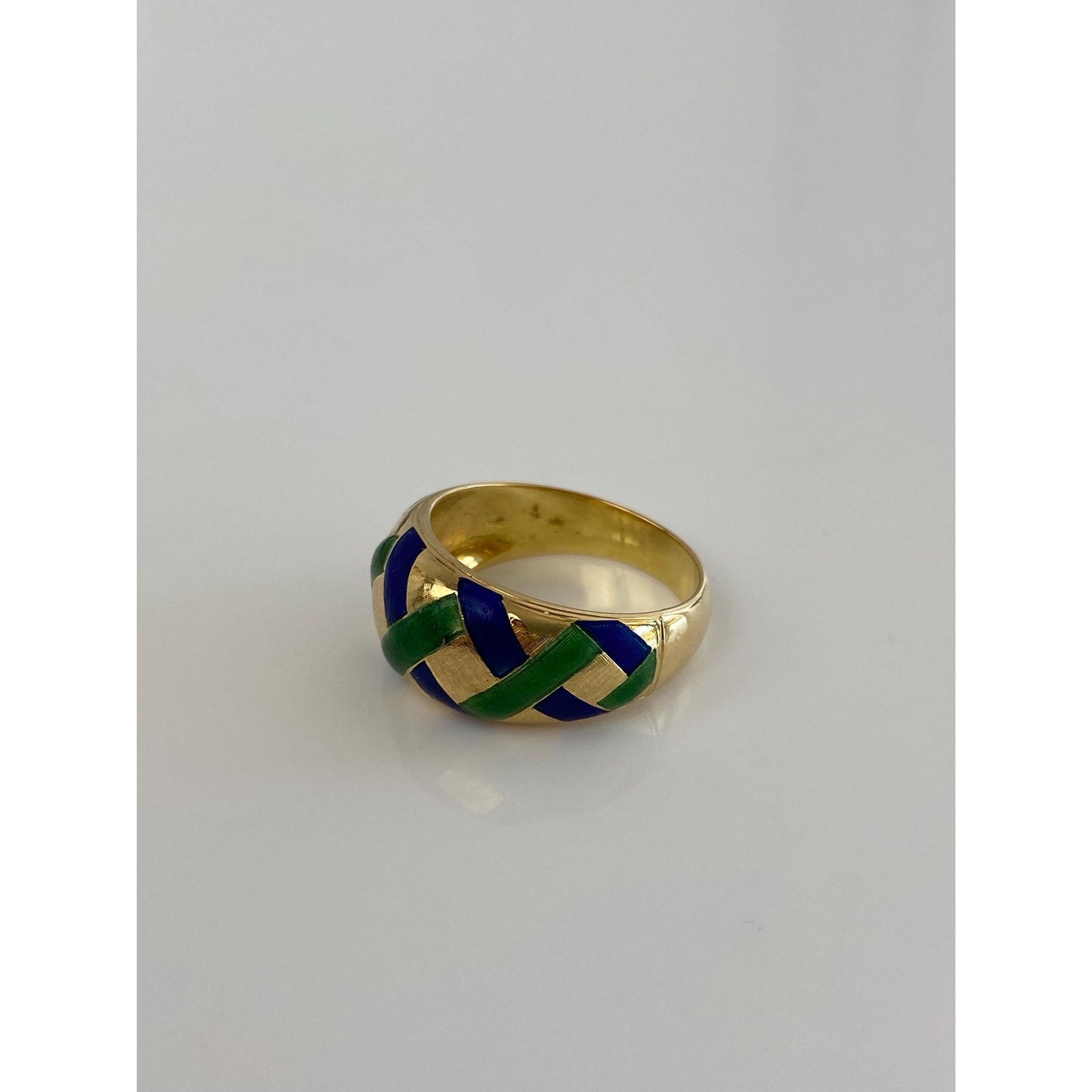Vintage Solid 18k Yellow Gold Enamel Ring Band - Size 7