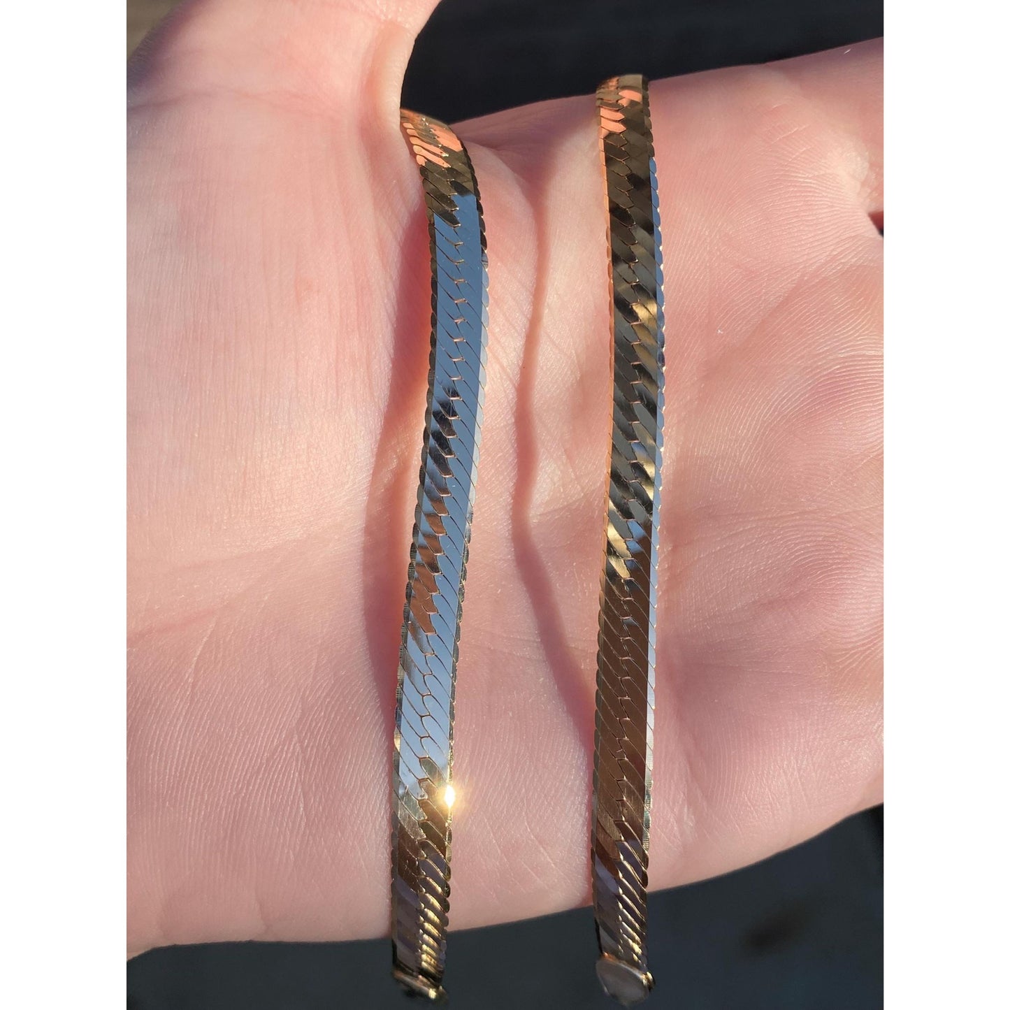 Vintage Solid 14k Yellow Gold Chunky Herringbone Chain Necklace - 17.75 inches