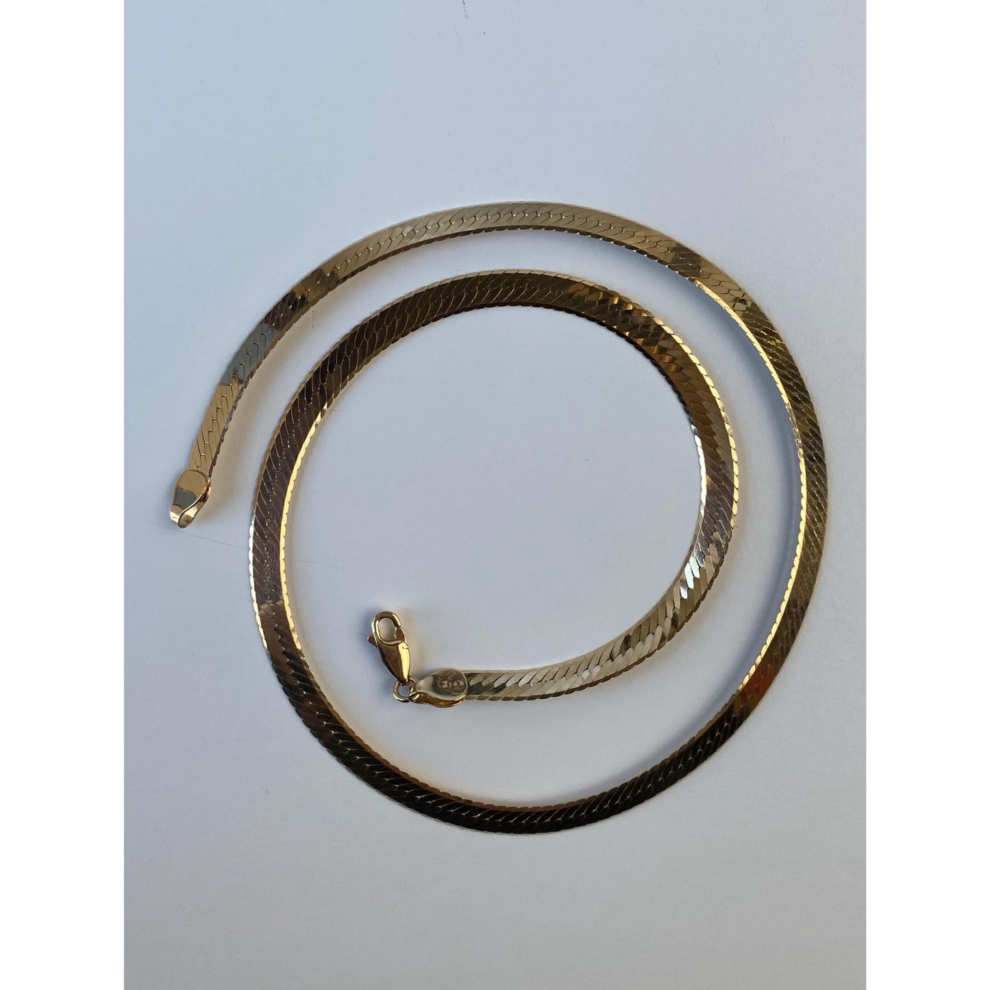 Vintage Solid 14k Yellow Gold Chunky Herringbone Chain Necklace - 17.75 inches