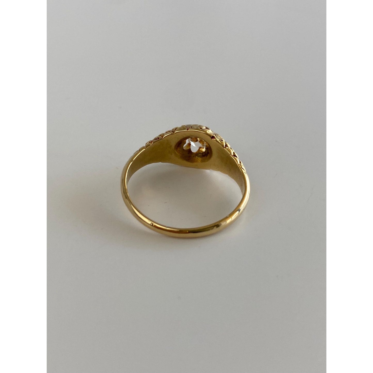 Solid 14k Yellow Gold Old Mine Cut Solitaire Diamond Fish Scale Pattern Ring - Size 6.25