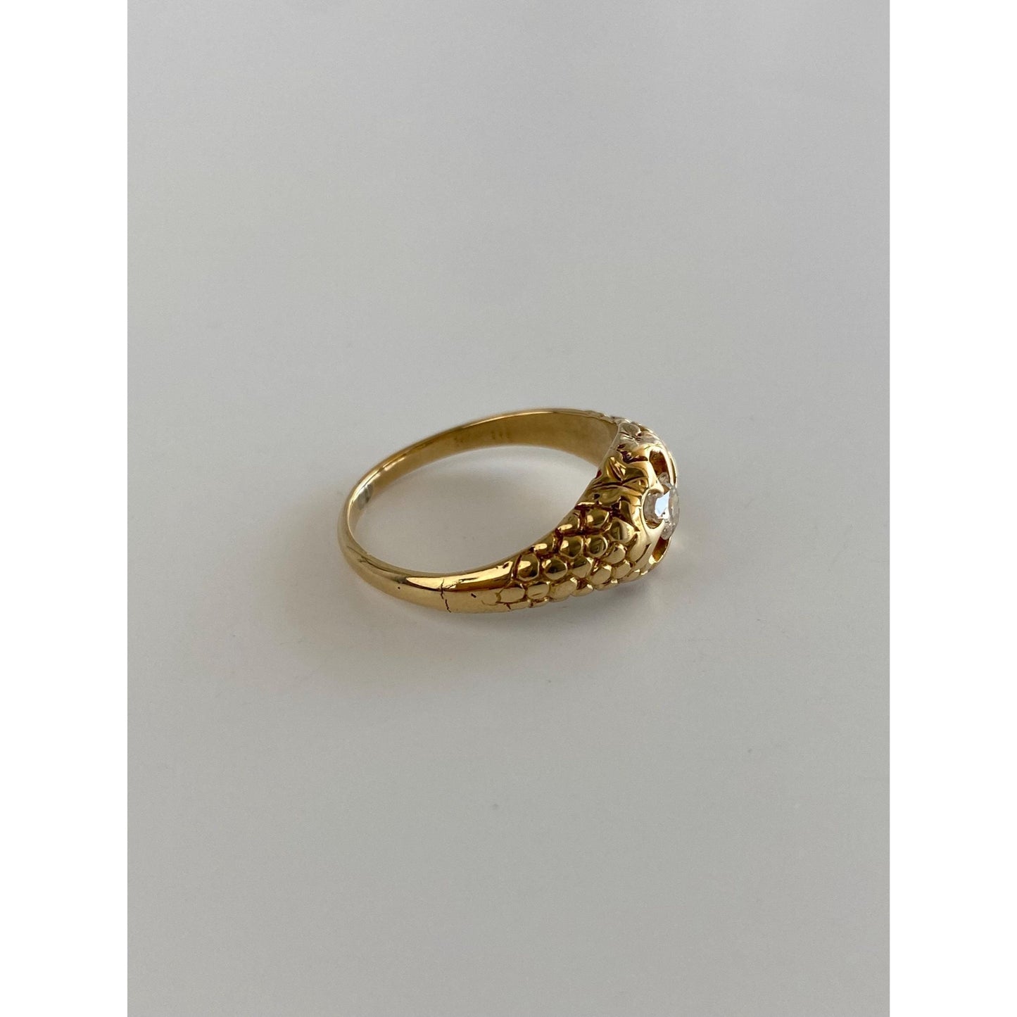 Solid 14k Yellow Gold Old Mine Cut Solitaire Diamond Fish Scale Pattern Ring - Size 6.25