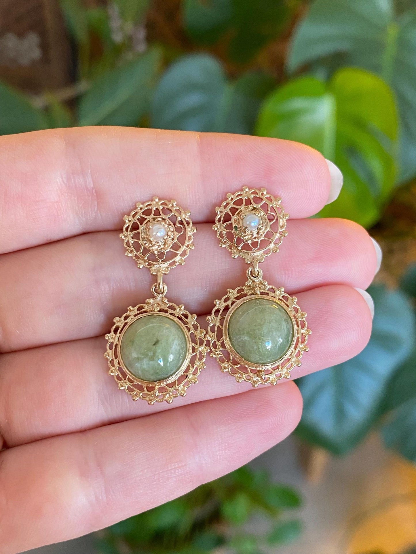 Vintage Solid 14k Yellow Gold Jade Pearl Ornate Open Work Dangle Stud Earrings