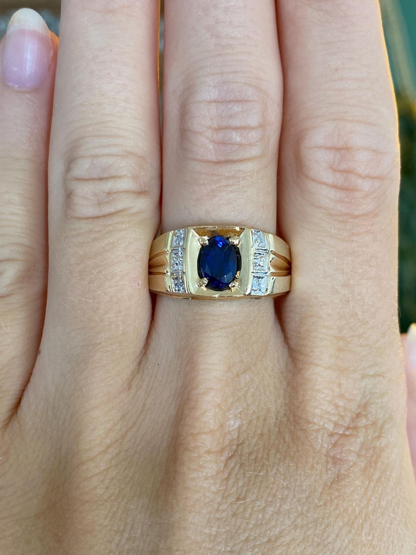 Vintage Solid 10k Yellow Gold Diamond Blue Sapphire Ring Band - Size 9.75