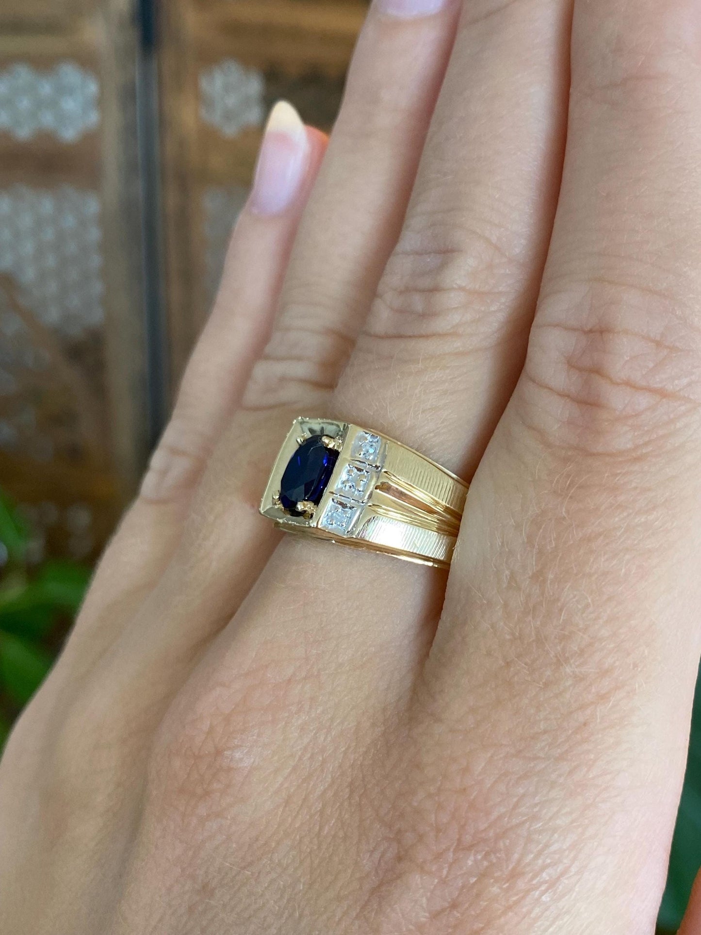 Vintage Solid 10k Yellow Gold Diamond Blue Sapphire Ring Band - Size 9.75
