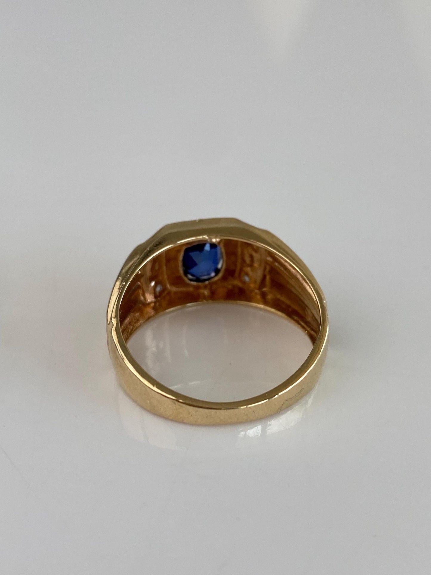 Vintage Solid 10k Yellow Gold Diamond Blue Sapphire Ring Band - Size 9.75