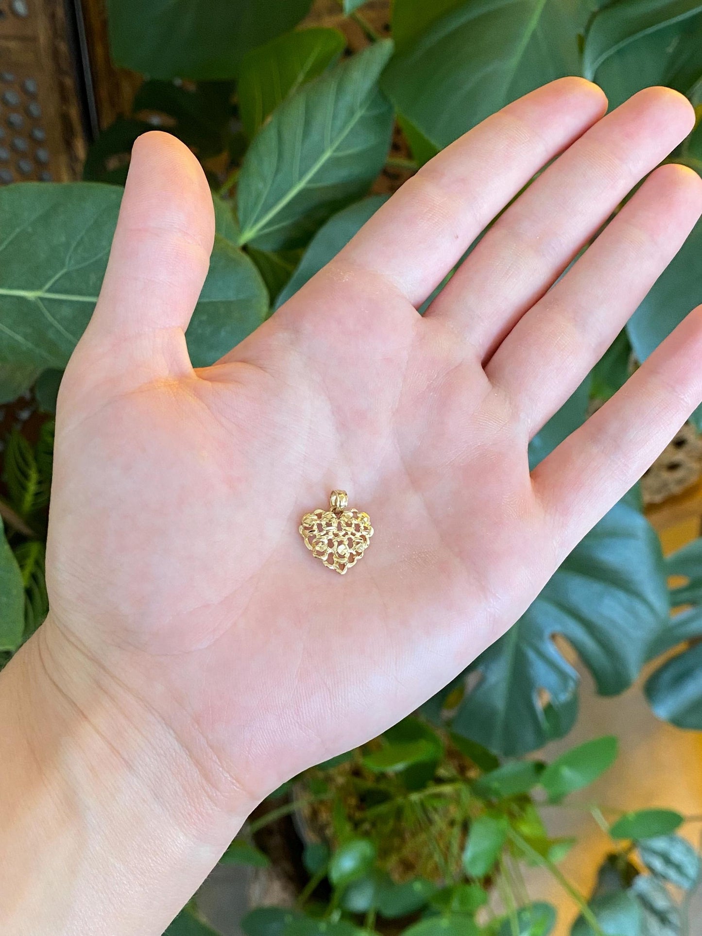 Vintage Solid 10k Yellow Gold Open Work Diamond Cut Heart Charm