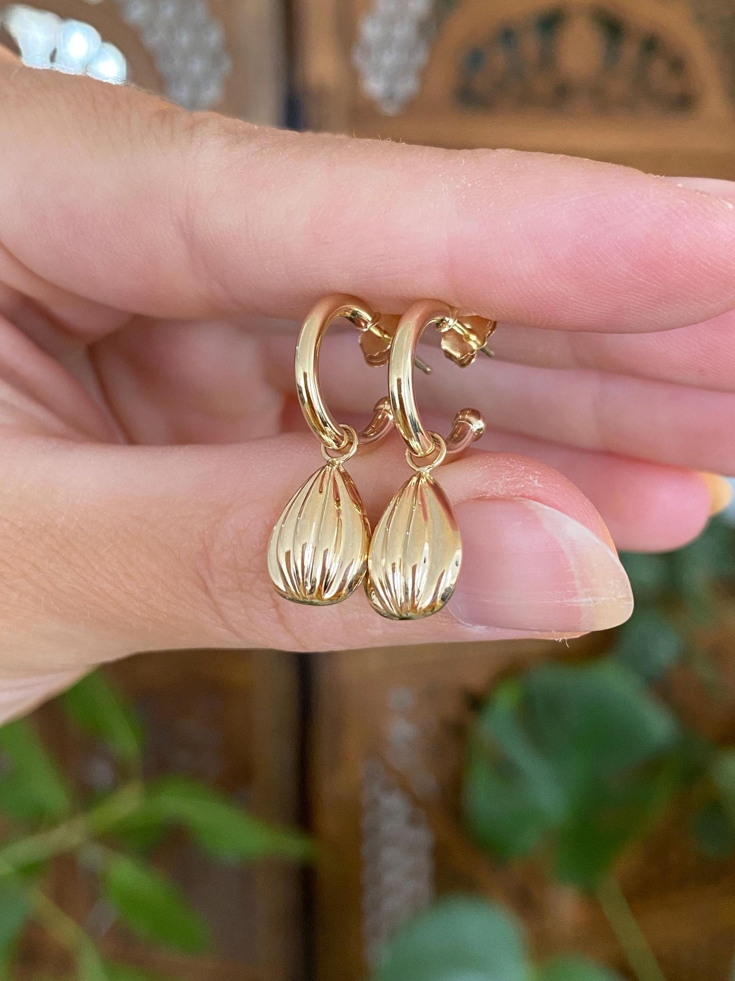 Vintage 14k Yellow Gold Lined Hoop Charms on Hoop Earrings