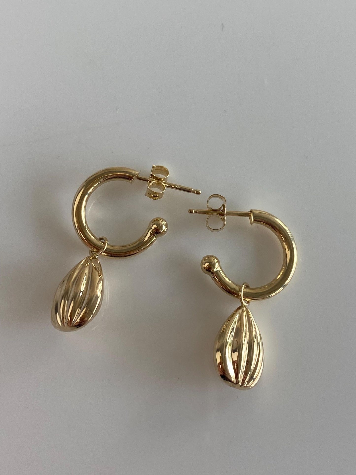 Vintage 14k Yellow Gold Lined Hoop Charms on Hoop Earrings