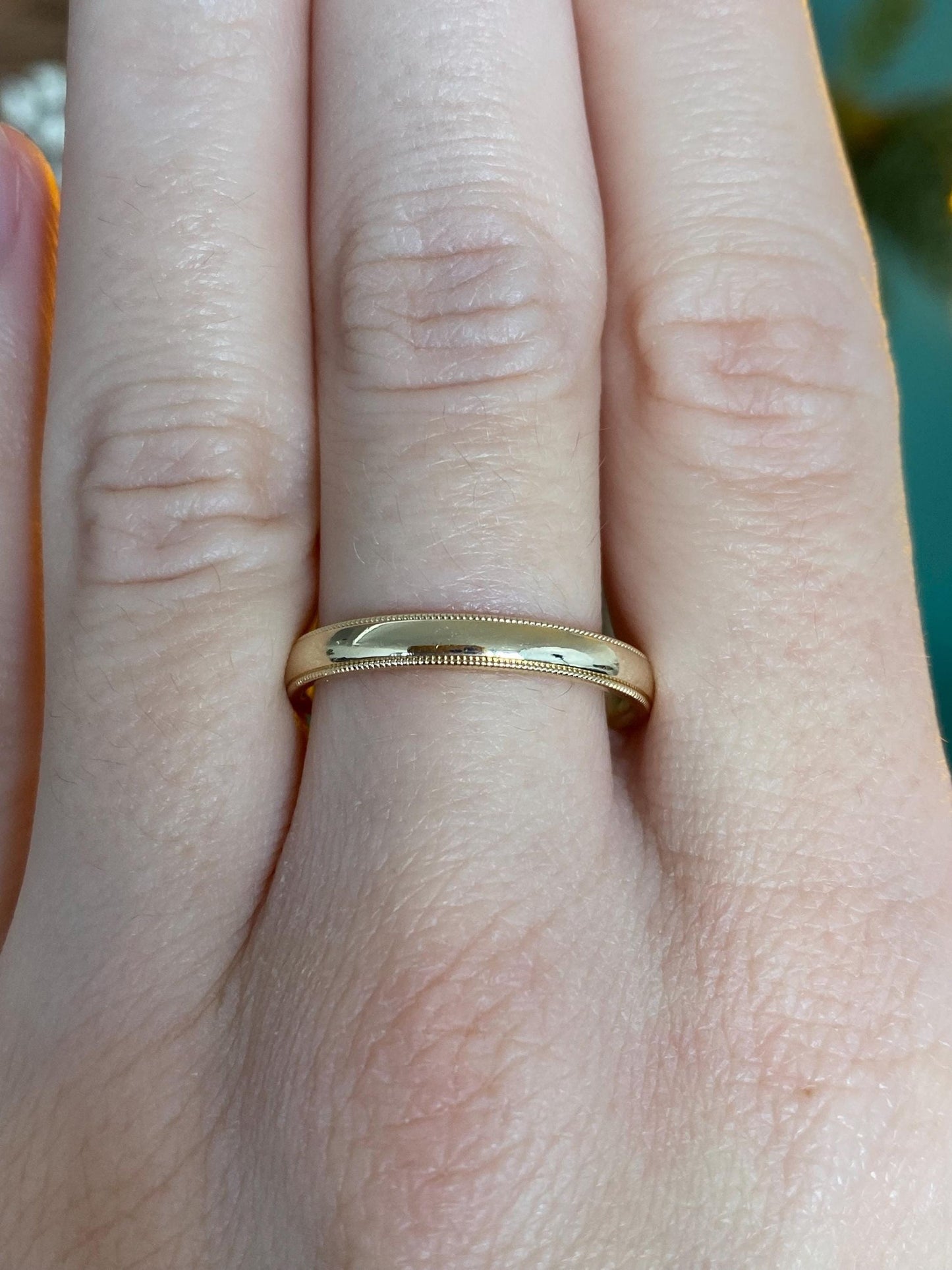 Vintage Solid 14k Yellow Gold Miligrain Ring Band - Size 8.75