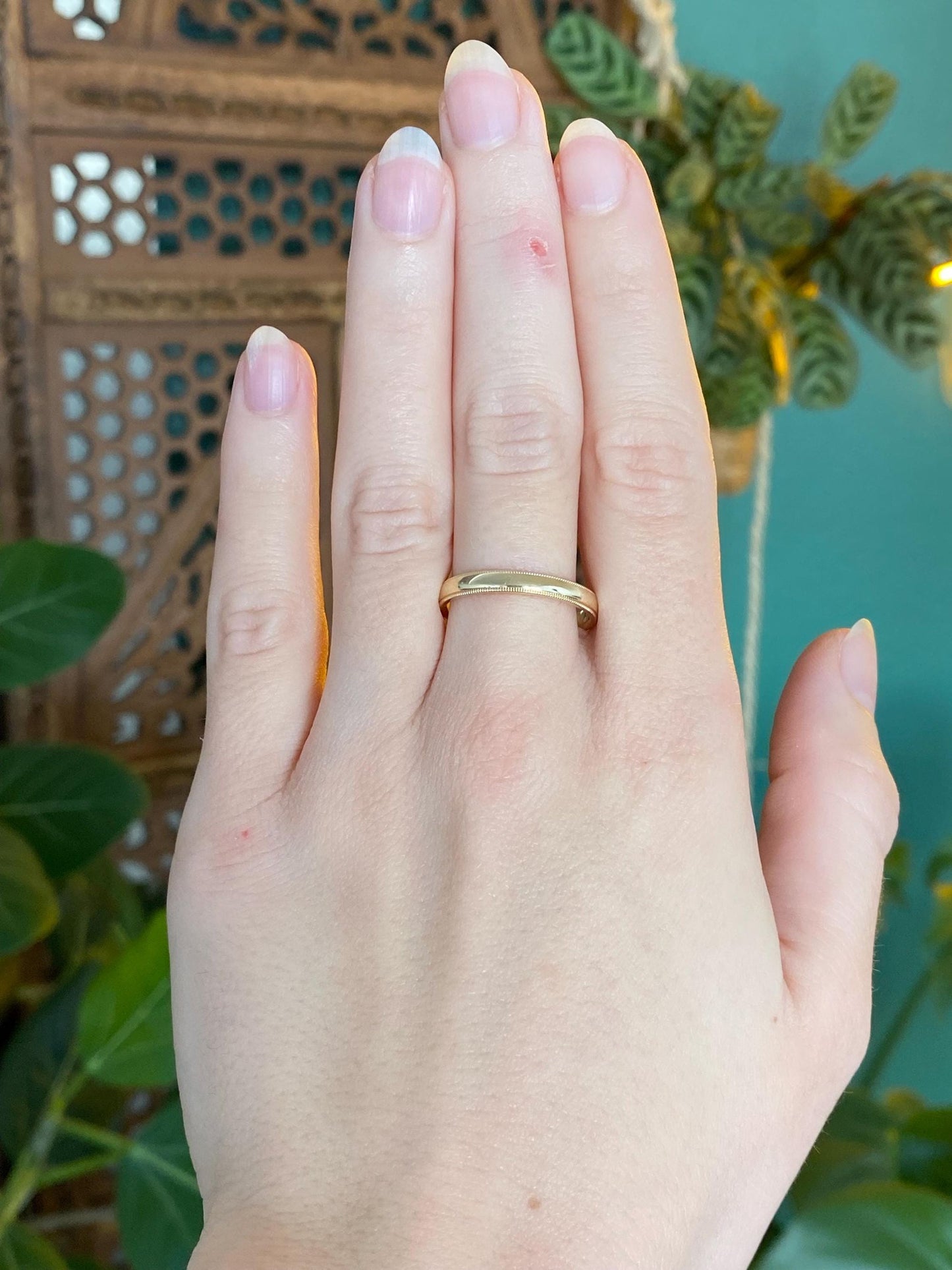 Vintage Solid 14k Yellow Gold Miligrain Ring Band - Size 8.75