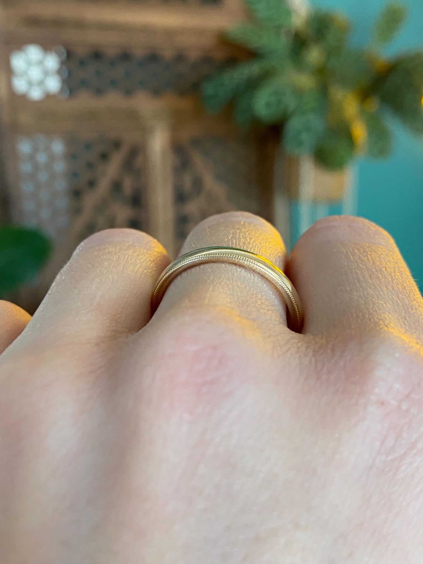 Vintage Solid 14k Yellow Gold Miligrain Ring Band - Size 8.75