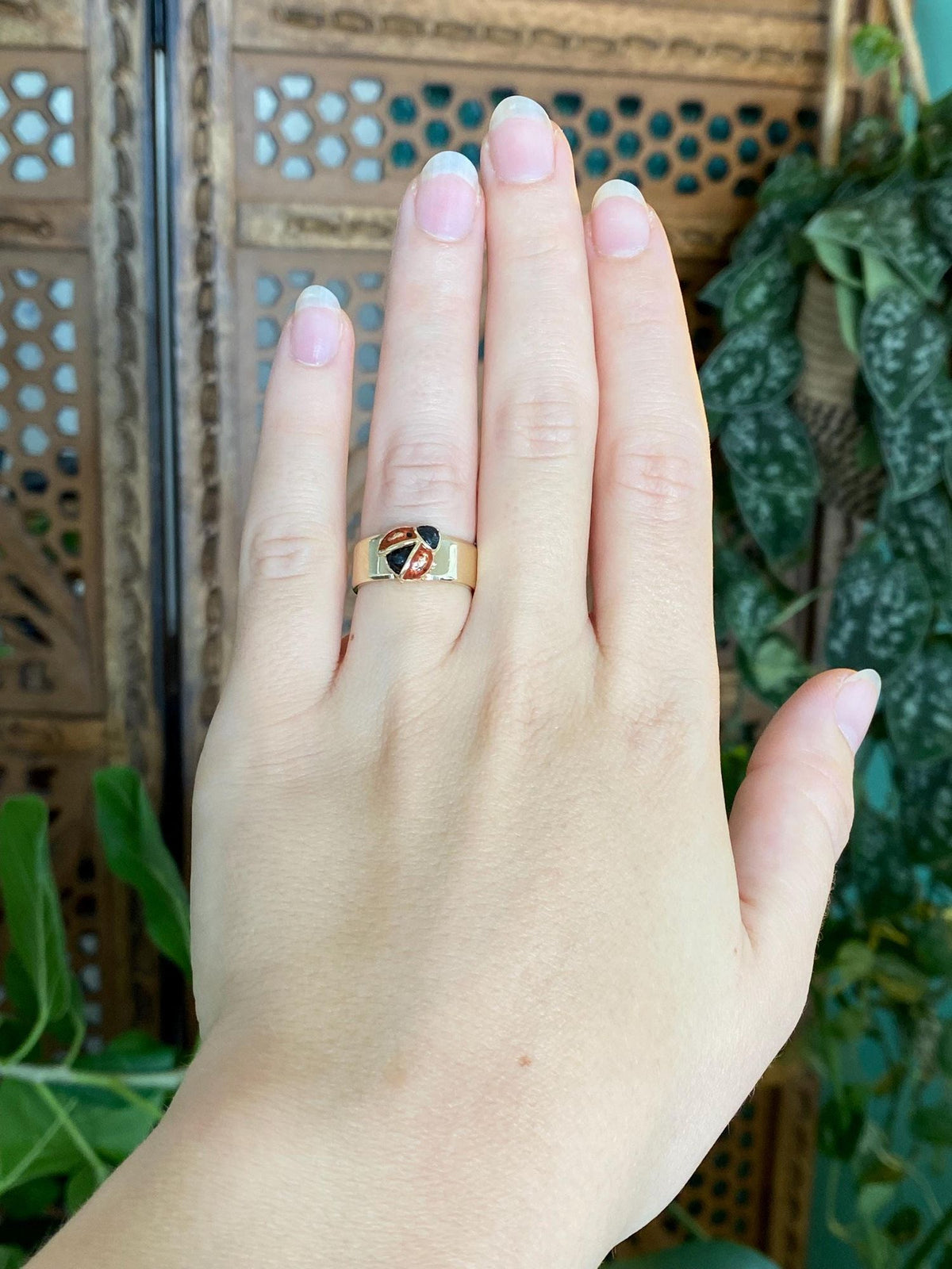 Vintage Solid 14k Yellow Gold Red Black Enamel Lady Bug Ring Band - Size 6.5