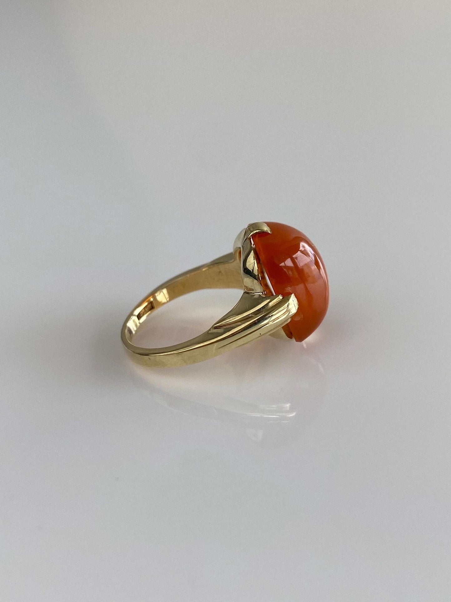 Vintage Solid 14k Yellow Gold Carnelian Ring - Size 1.75