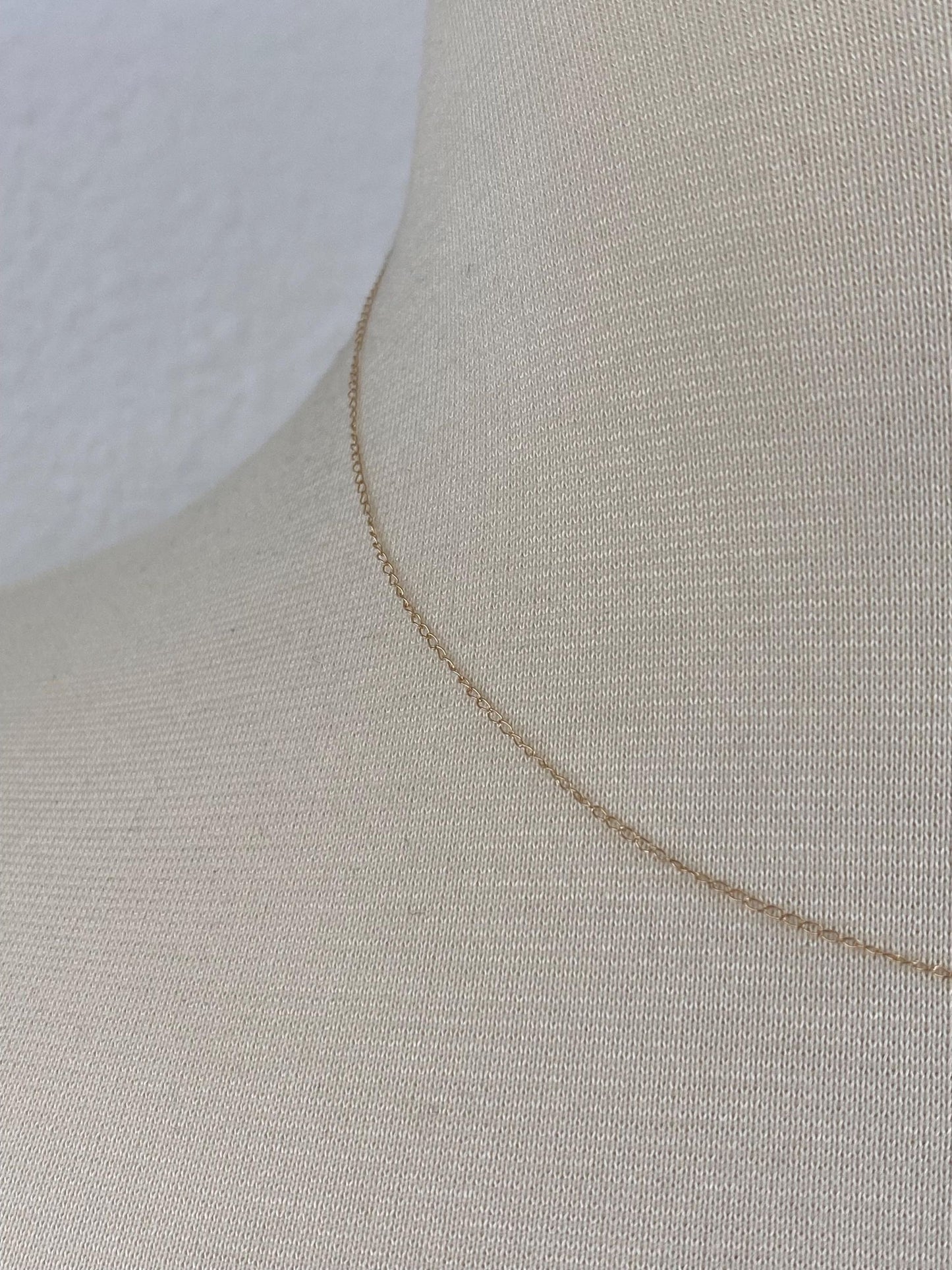 Vintage Solid 14k Yellow Gold Dainty Elongated Curb Chain Necklace - 16 inches