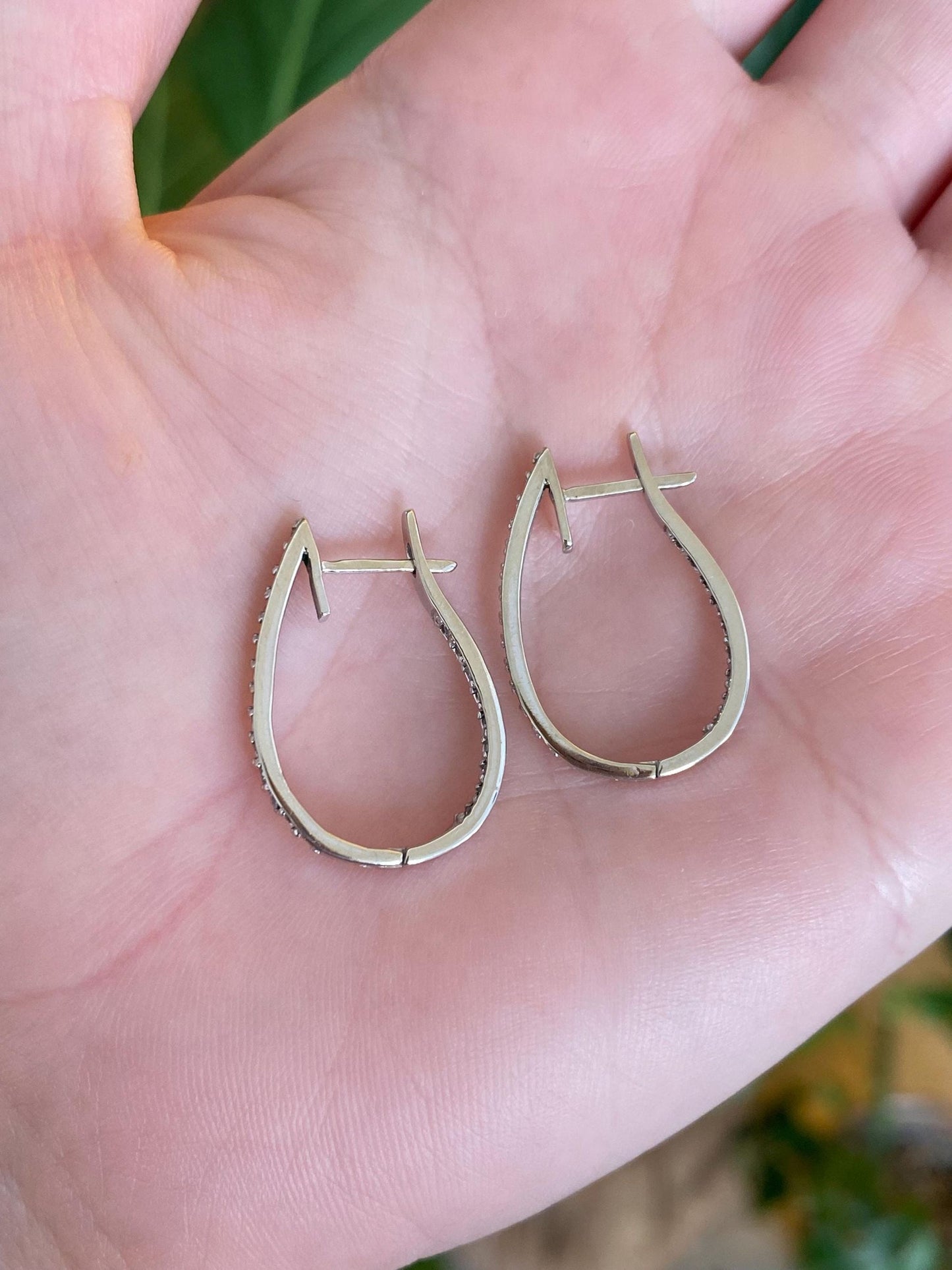 Vintage Solid 14k White Gold Diamond Drop Earrings