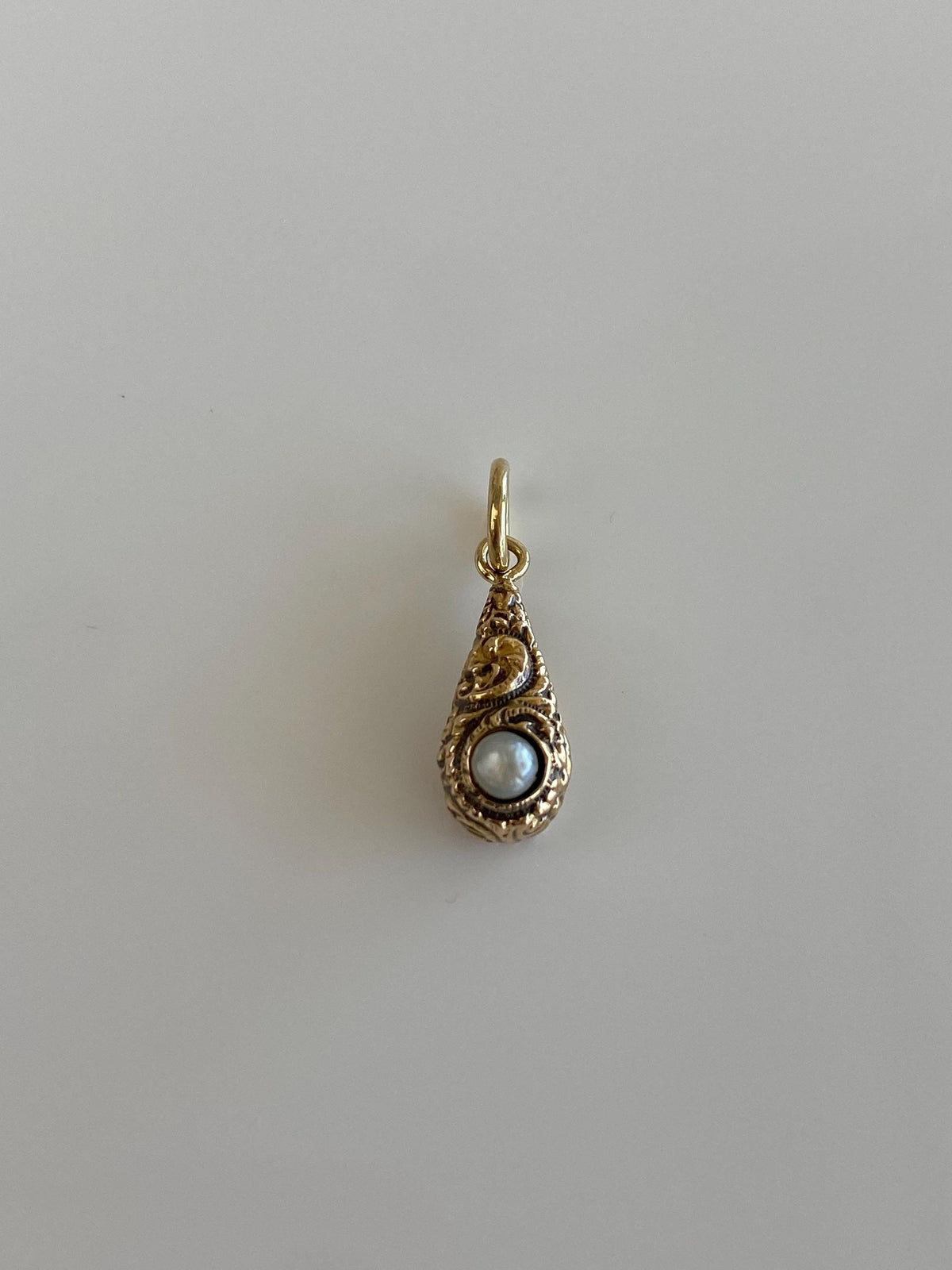 Vintage 14k Yellow Gold Pearl Embossed Teardrop Stick Pin Conversion Charm