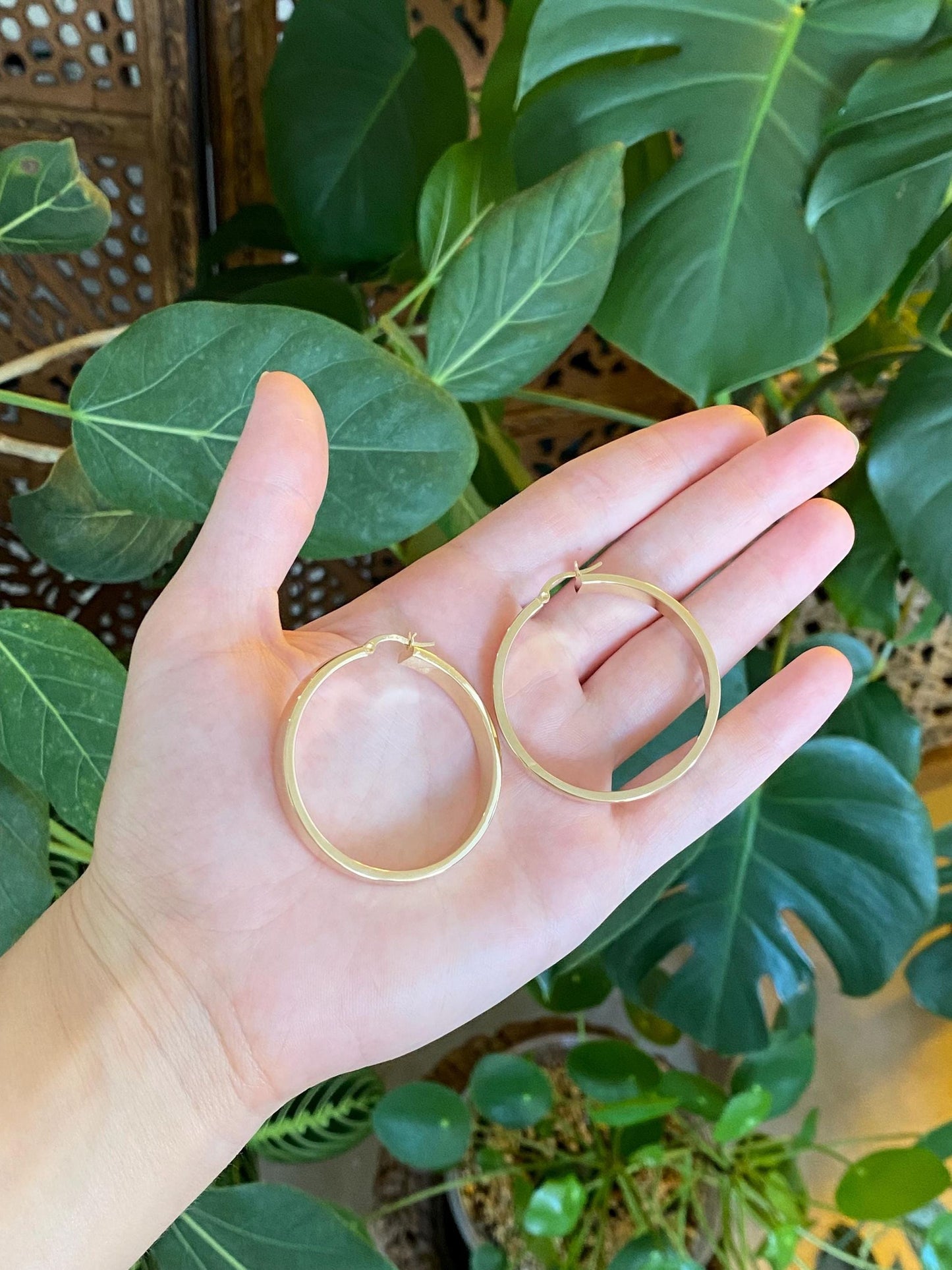 Vintage 14k Yellow Gold Straight Edge Hoop Earrings