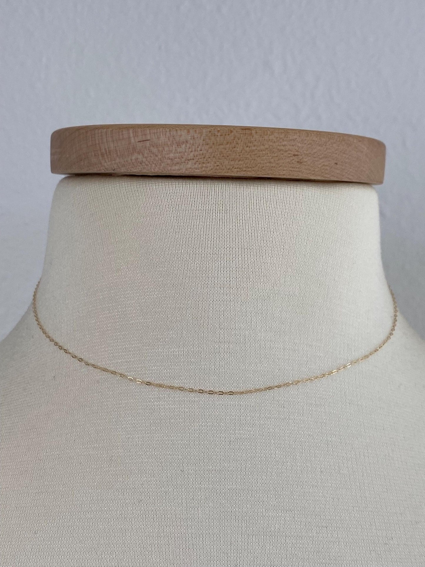 Vintage Solid 14k Yellow Gold Dainty Cable Chain Necklace - 15 inches