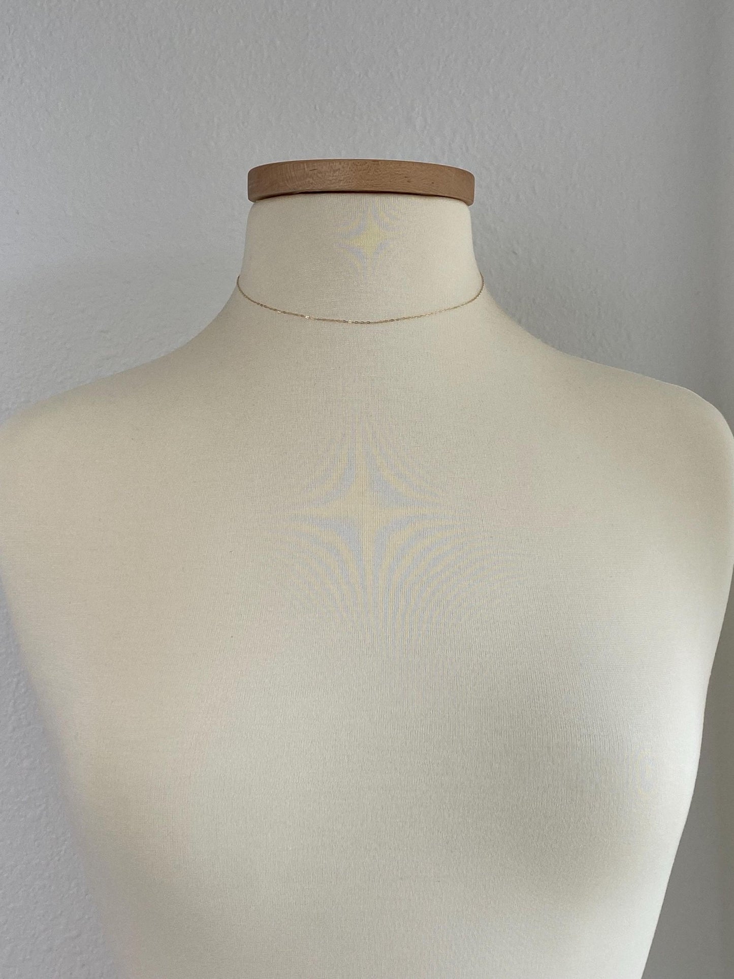 Vintage Solid 14k Yellow Gold Dainty Cable Chain Necklace - 15 inches