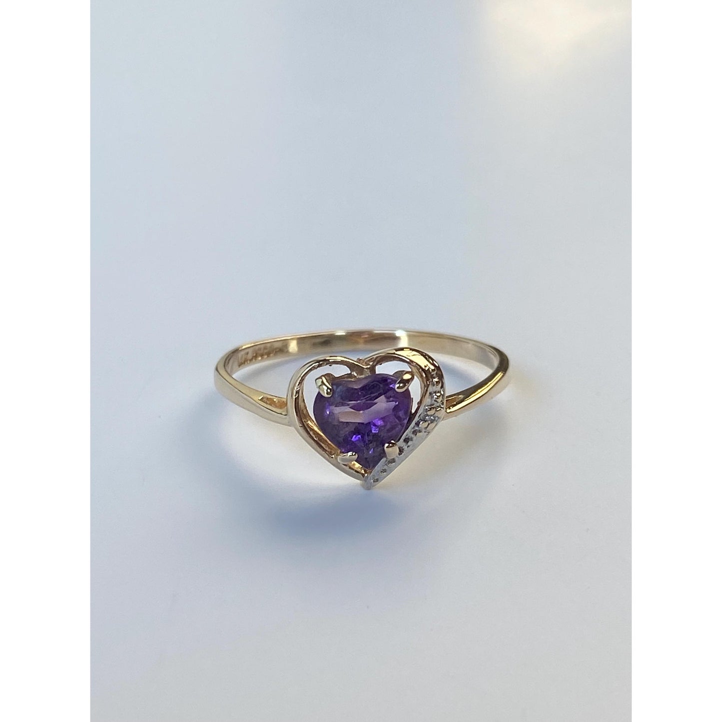 Vintage Solid 14k Yellow Gold Diamond Amethyst Heart Ring - Size 8