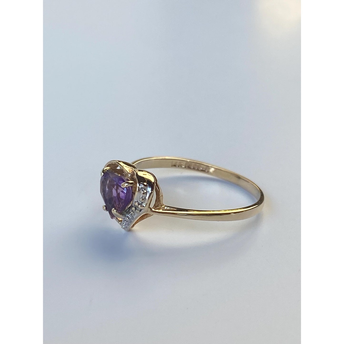 Vintage Solid 14k Yellow Gold Diamond Amethyst Heart Ring - Size 8